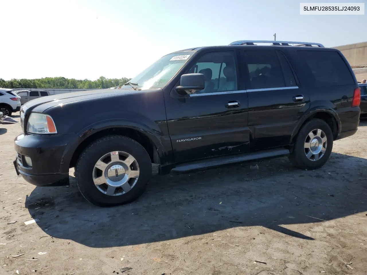 5LMFU28535LJ24093 2005 Lincoln Navigator