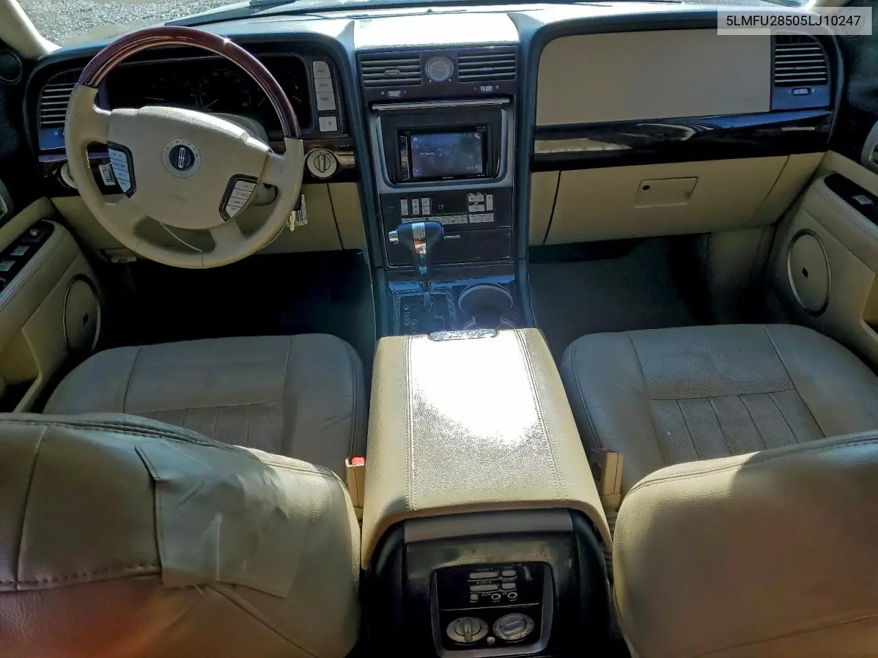 5LMFU28505LJ10247 2005 Lincoln Navigator