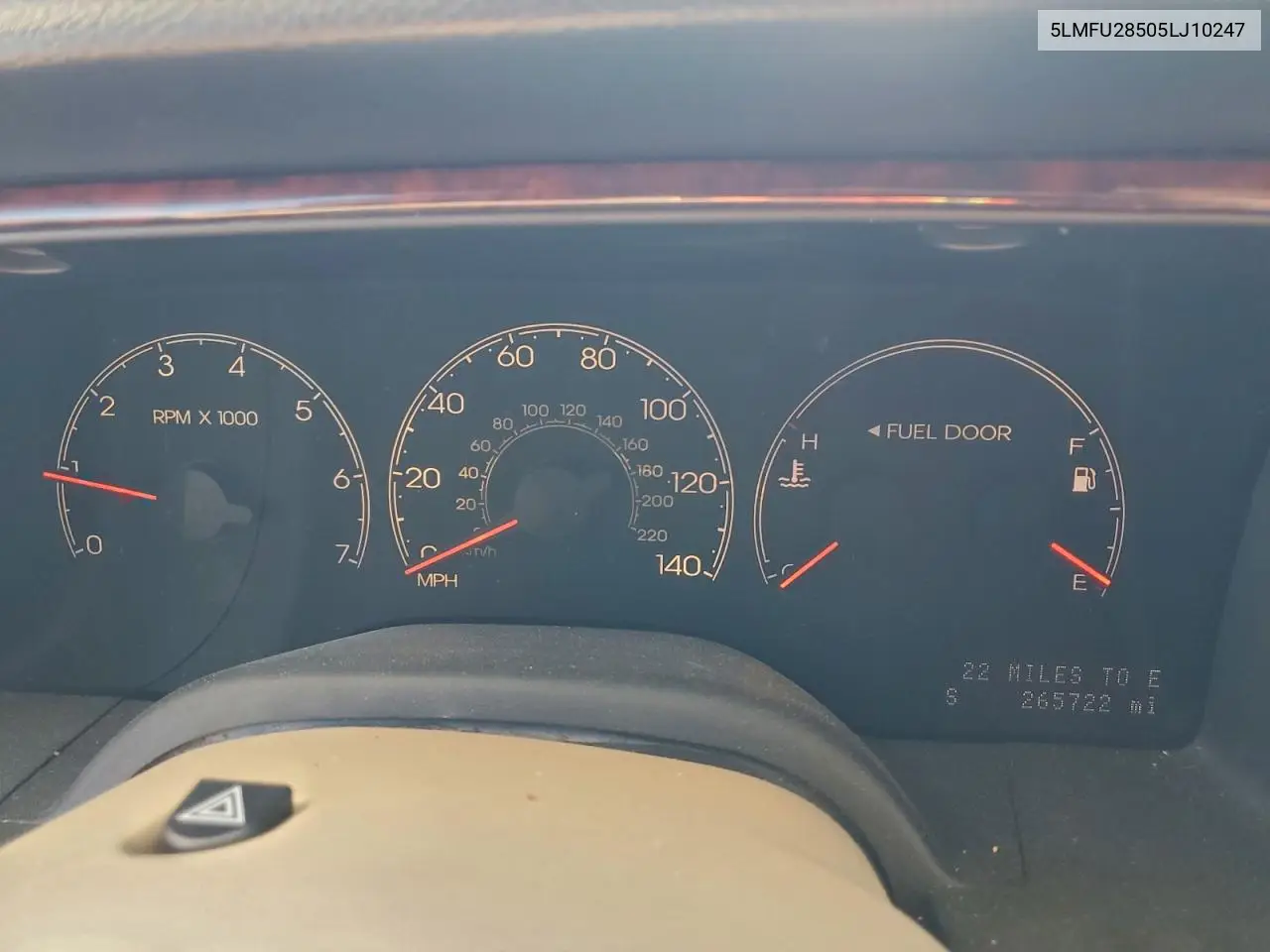 5LMFU28505LJ10247 2005 Lincoln Navigator