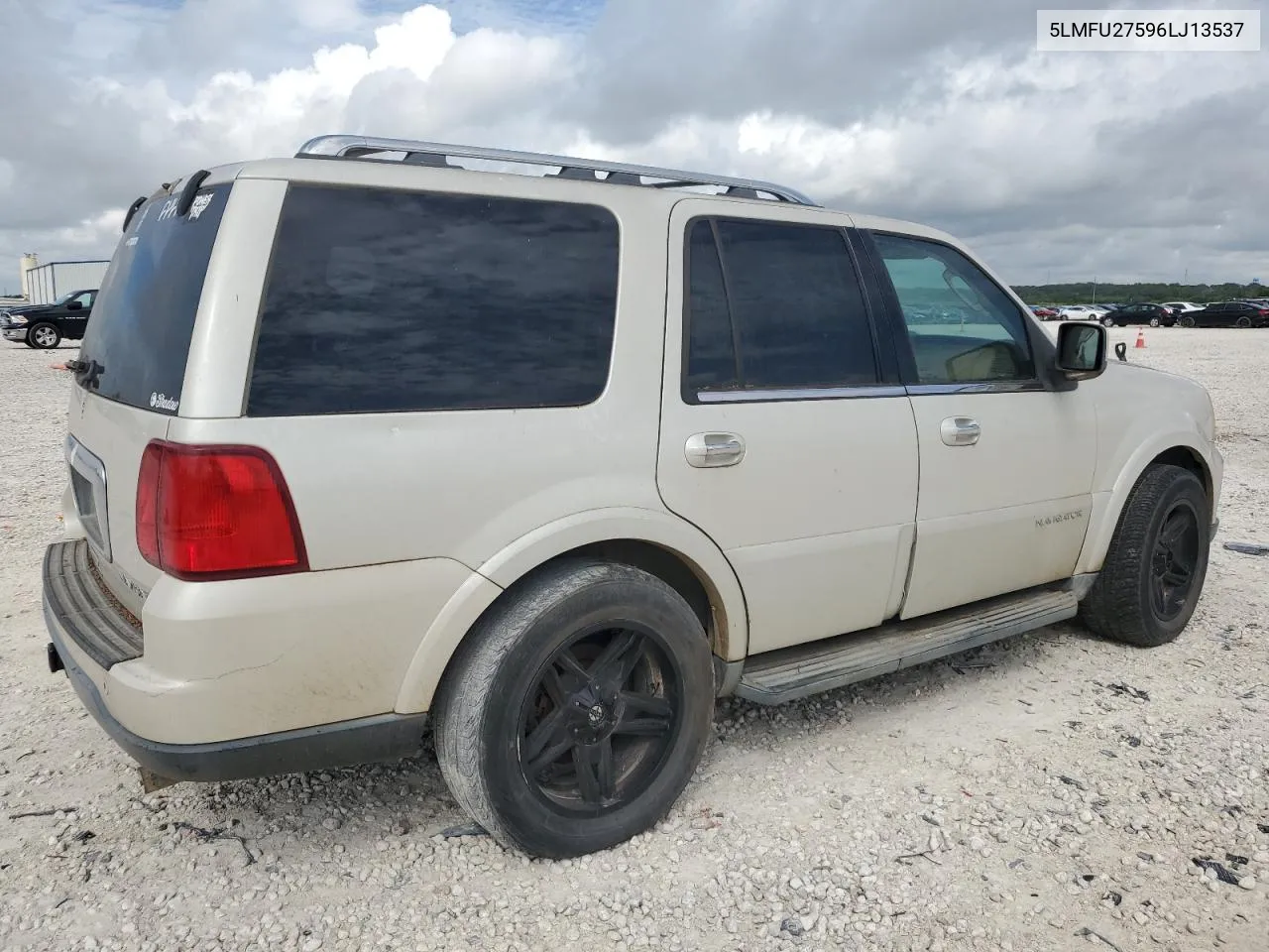 2006 Lincoln Navigator VIN: 5LMFU27596LJ13537 Lot: 62801344