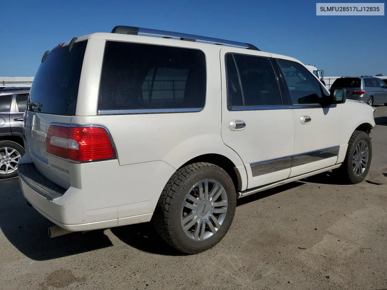 2007 Lincoln Navigator VIN: 5LMFU28517LJ12835 Lot: 53163164