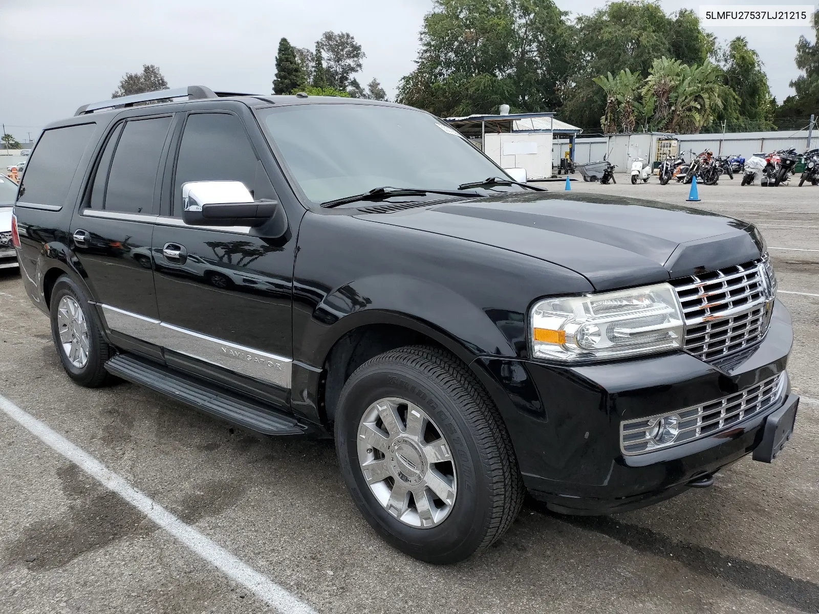 2007 Lincoln Navigator VIN: 5LMFU27537LJ21215 Lot: 55010574