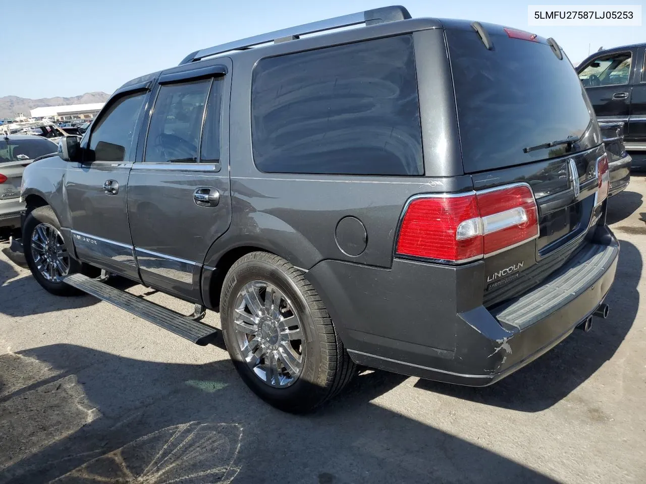 2007 Lincoln Navigator VIN: 5LMFU27587LJ05253 Lot: 56260784