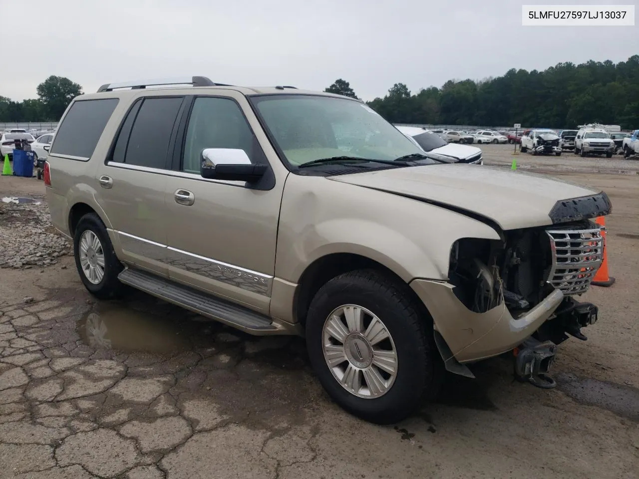 2007 Lincoln Navigator VIN: 5LMFU27597LJ13037 Lot: 56305414