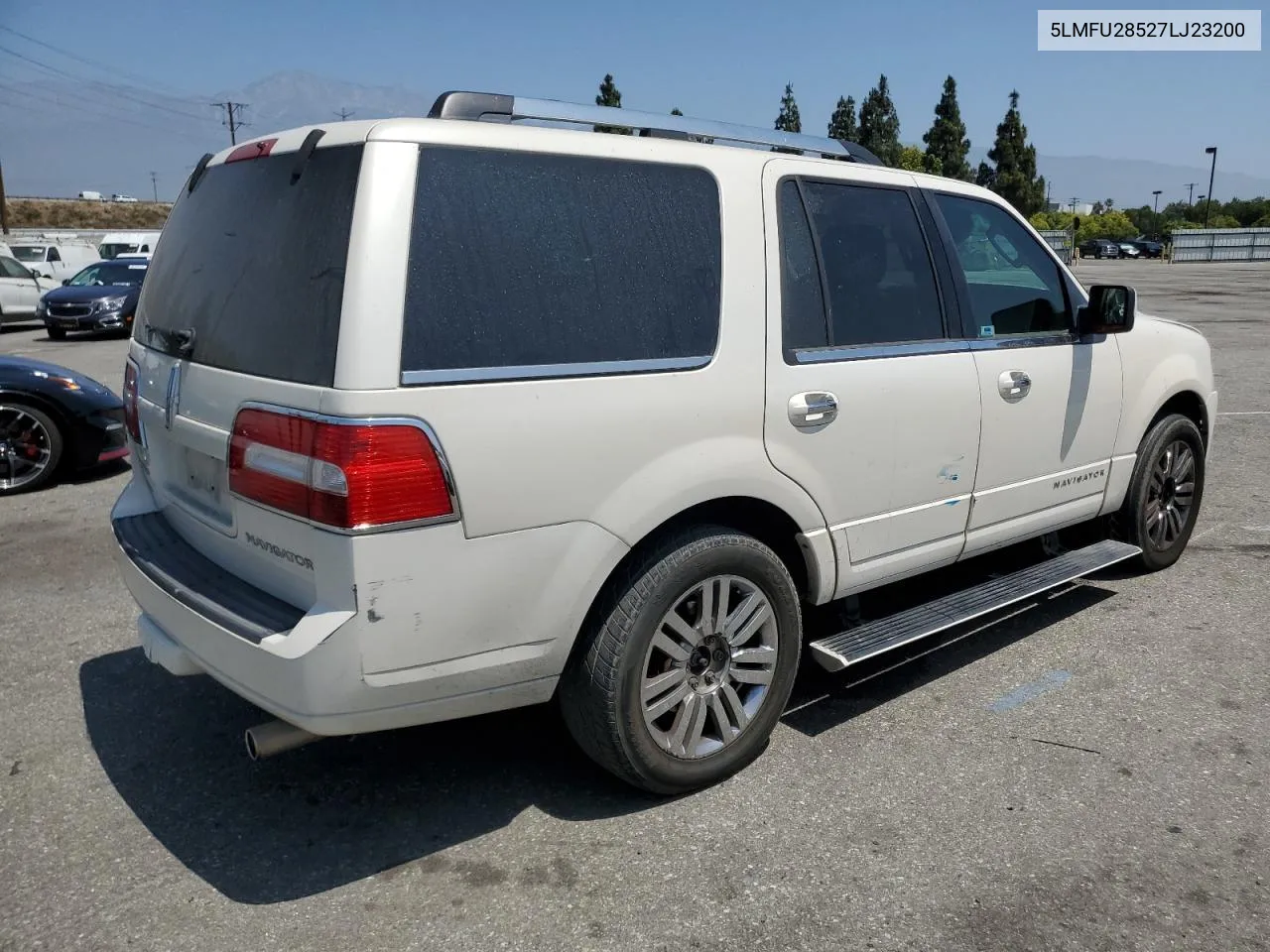 2007 Lincoln Navigator VIN: 5LMFU28527LJ23200 Lot: 58892794