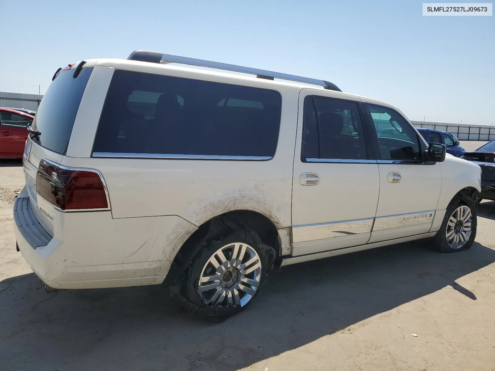 2007 Lincoln Navigator L VIN: 5LMFL27527LJ09673 Lot: 64704694