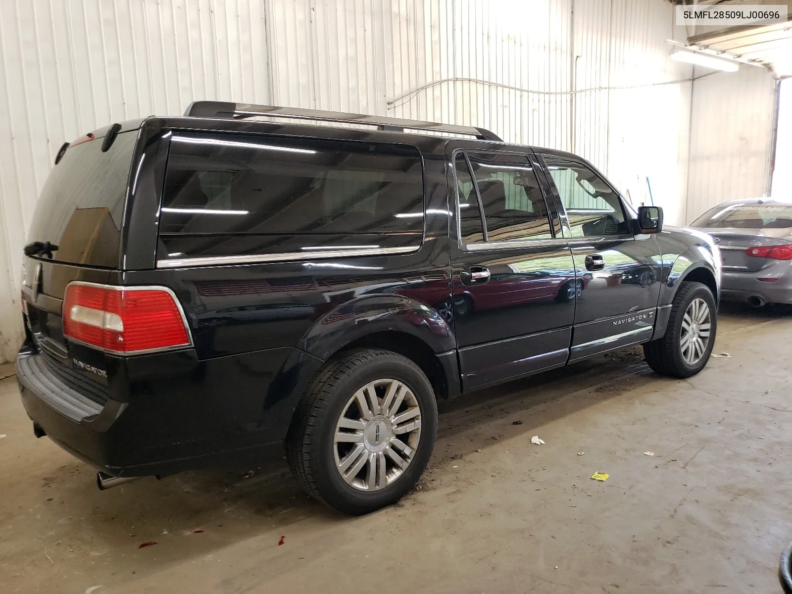 5LMFL28509LJ00696 2009 Lincoln Navigator L