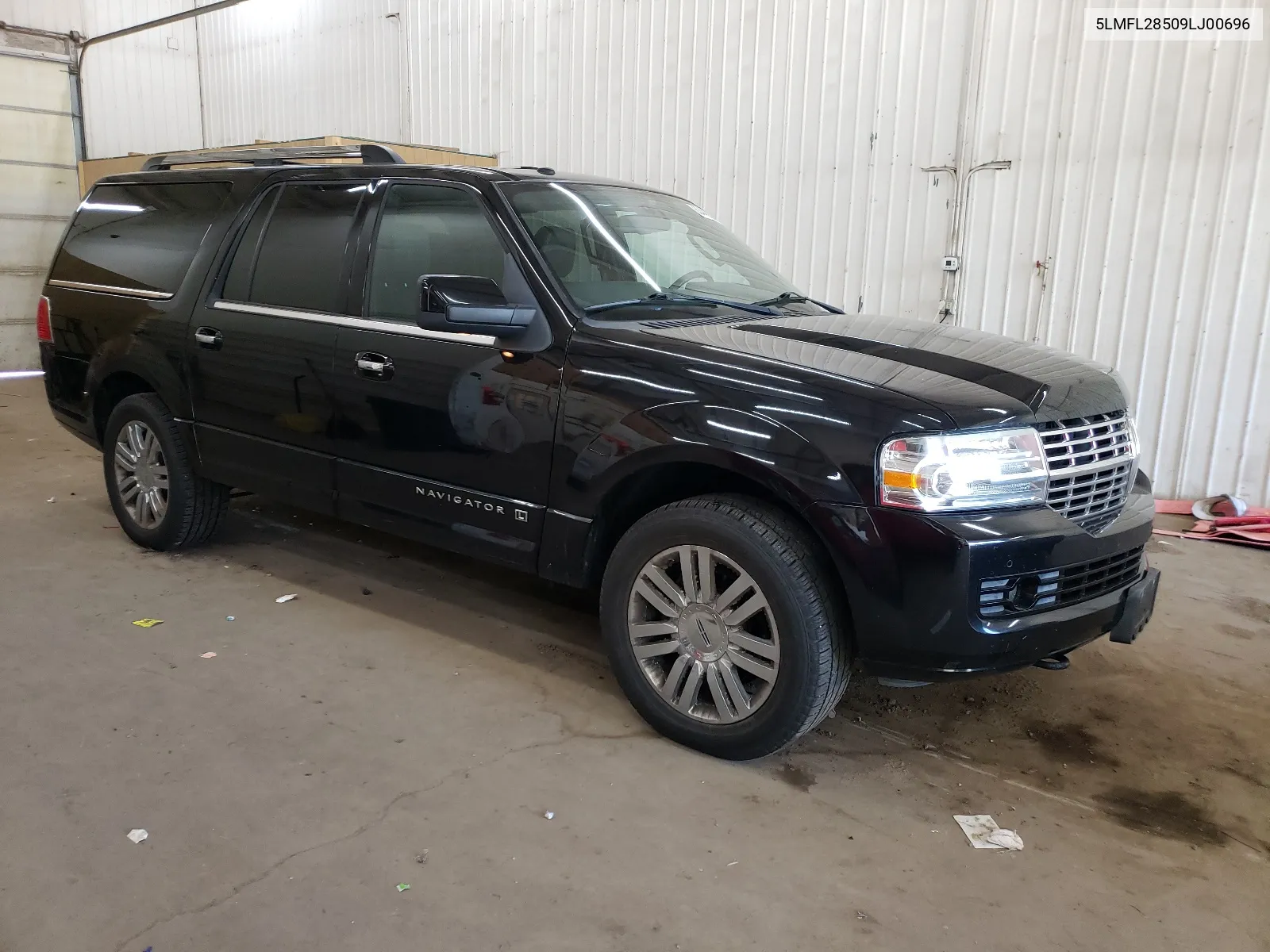 2009 Lincoln Navigator L VIN: 5LMFL28509LJ00696 Lot: 63445594