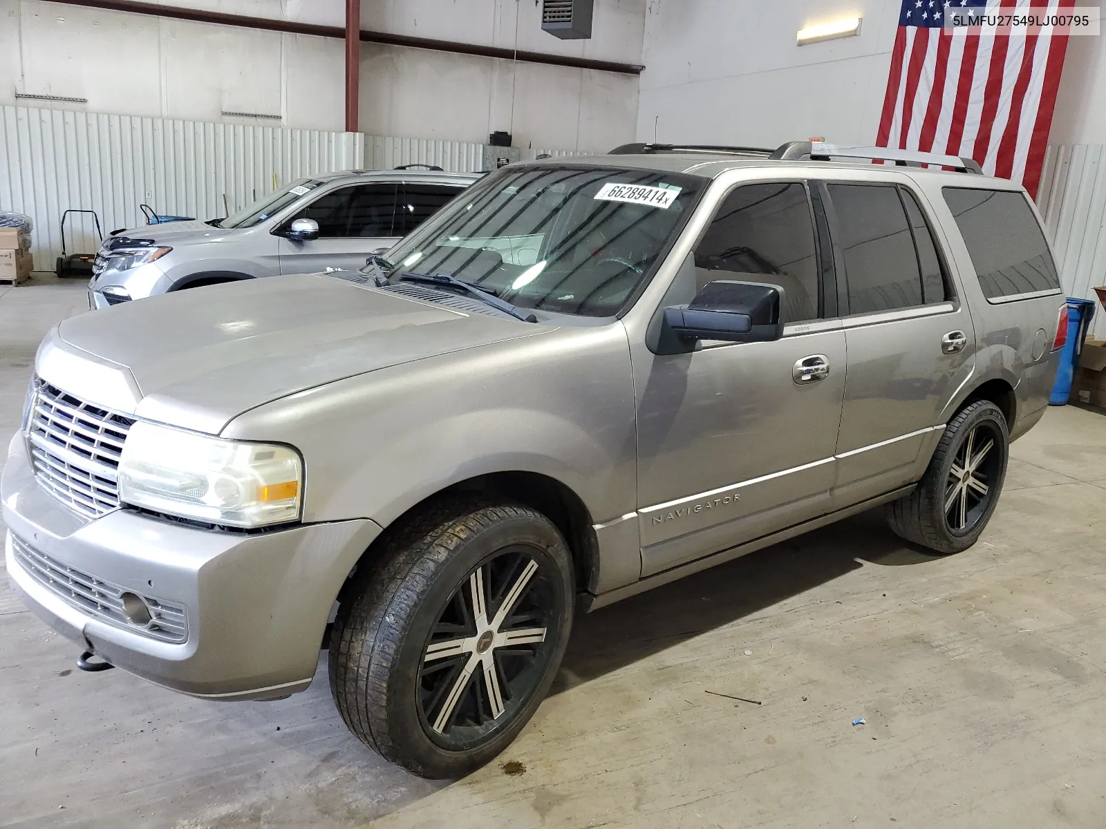 5LMFU27549LJ00795 2009 Lincoln Navigator