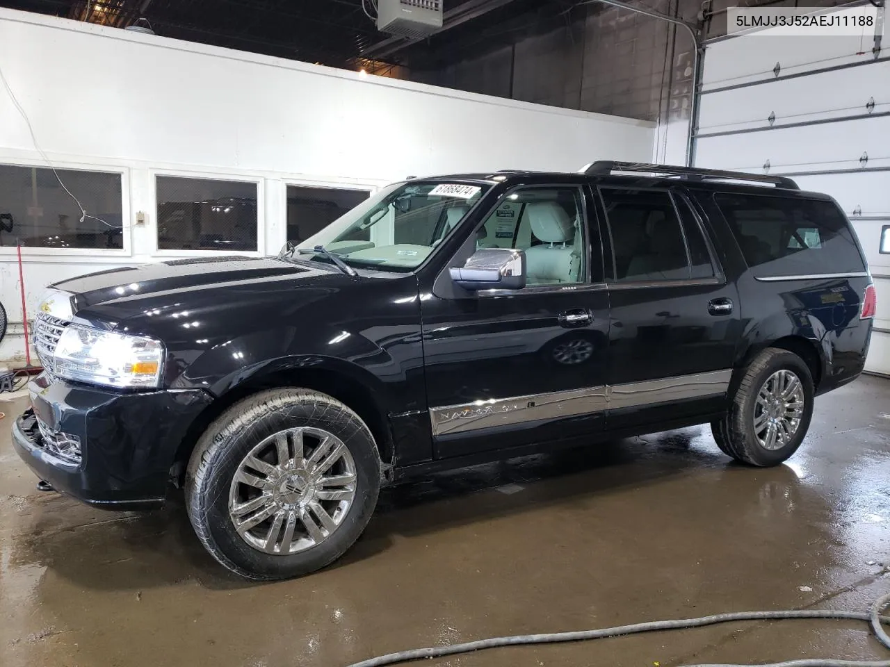 2010 Lincoln Navigator L VIN: 5LMJJ3J52AEJ11188 Lot: 61868474