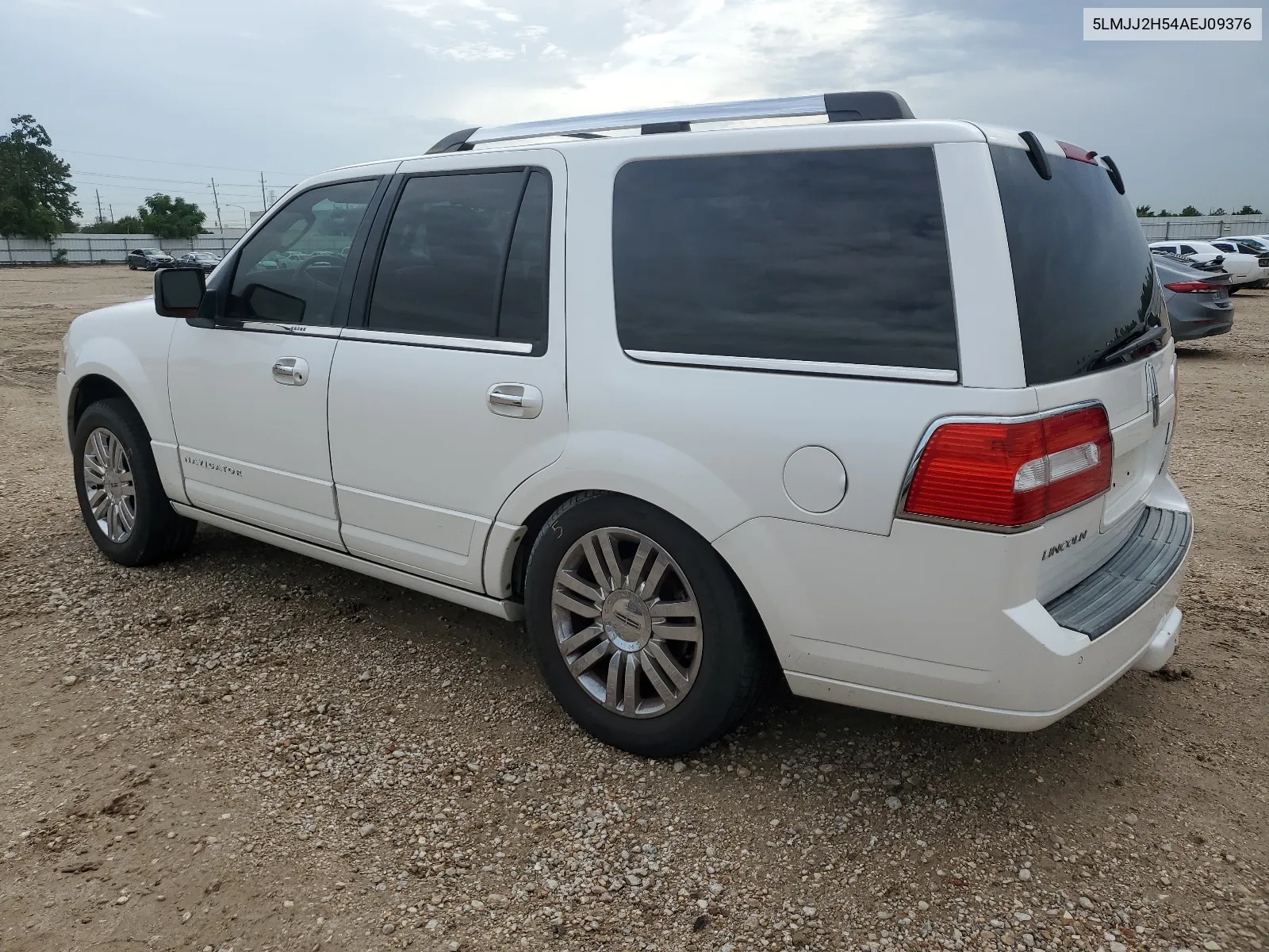 2010 Lincoln Navigator VIN: 5LMJJ2H54AEJ09376 Lot: 63006804