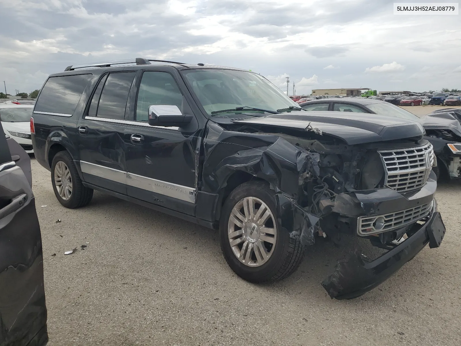 5LMJJ3H52AEJ08779 2010 Lincoln Navigator L