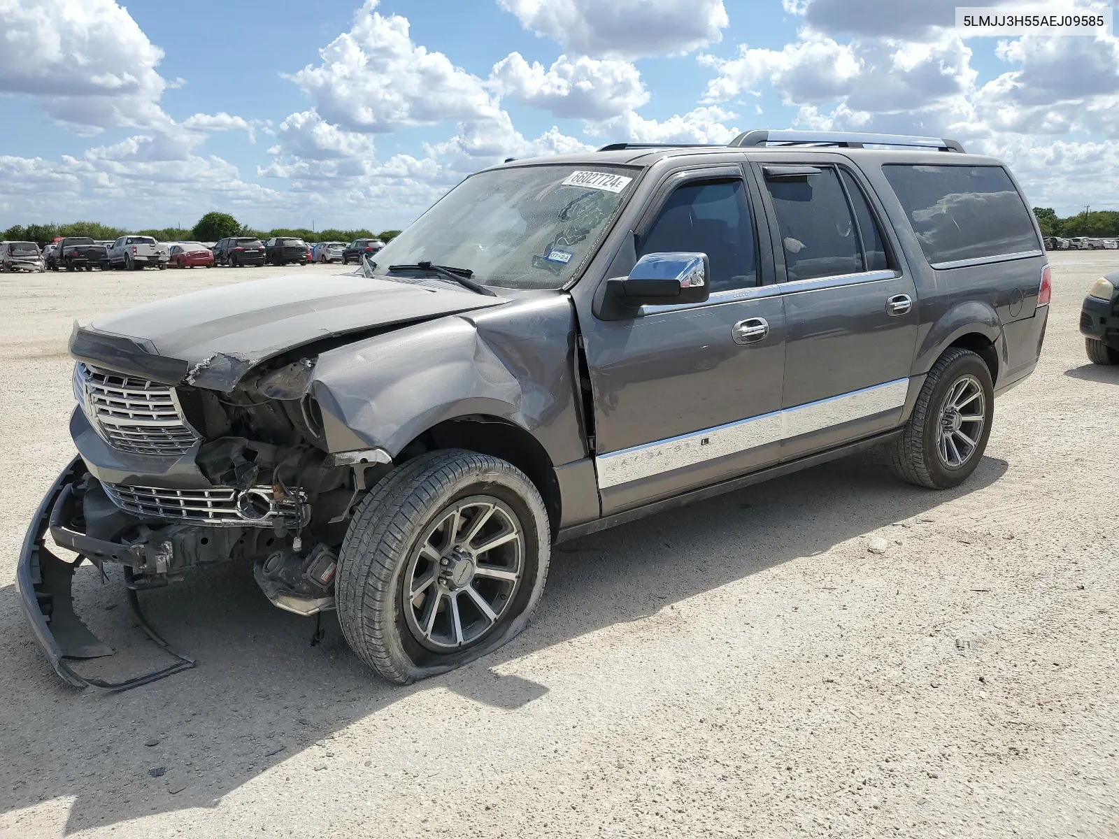 2010 Lincoln Navigator L VIN: 5LMJJ3H55AEJ09585 Lot: 66027724