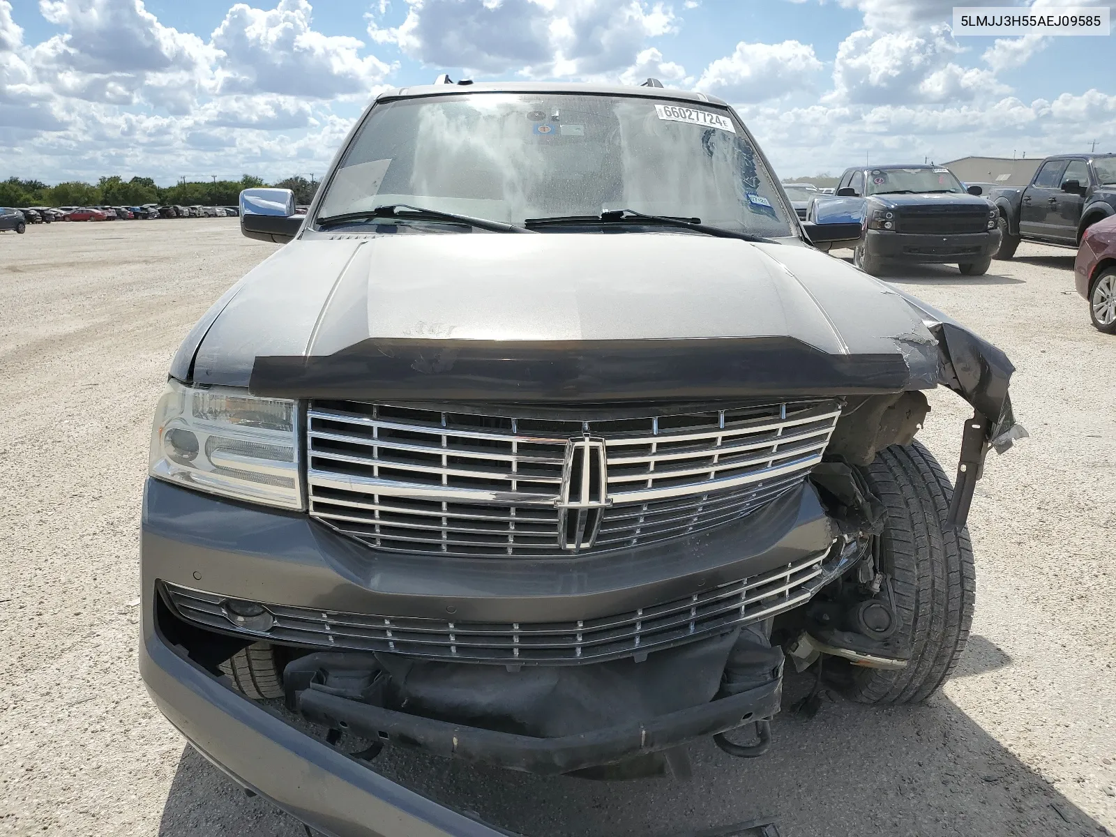 2010 Lincoln Navigator L VIN: 5LMJJ3H55AEJ09585 Lot: 66027724