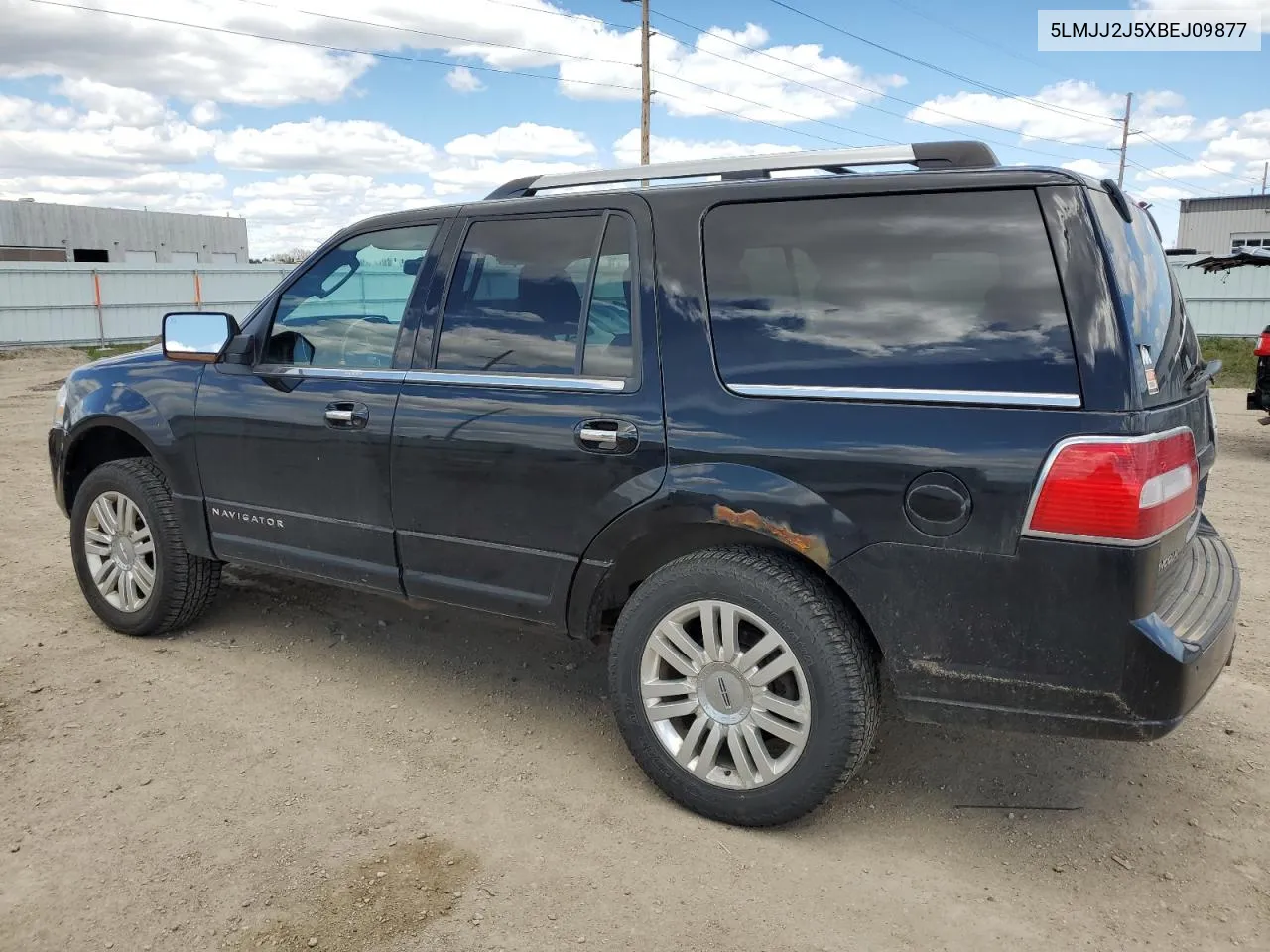 2011 Lincoln Navigator VIN: 5LMJJ2J5XBEJ09877 Lot: 53400894