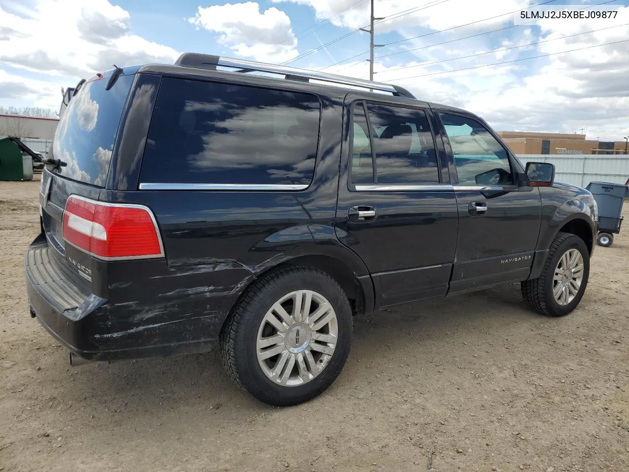 2011 Lincoln Navigator VIN: 5LMJJ2J5XBEJ09877 Lot: 53400894