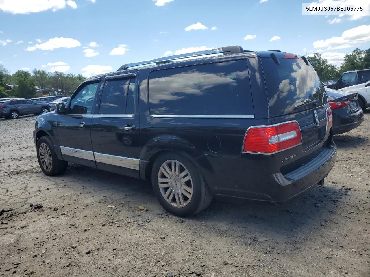 2011 Lincoln Navigator L VIN: 5LMJJ3J57BEJ05775 Lot: 61383734