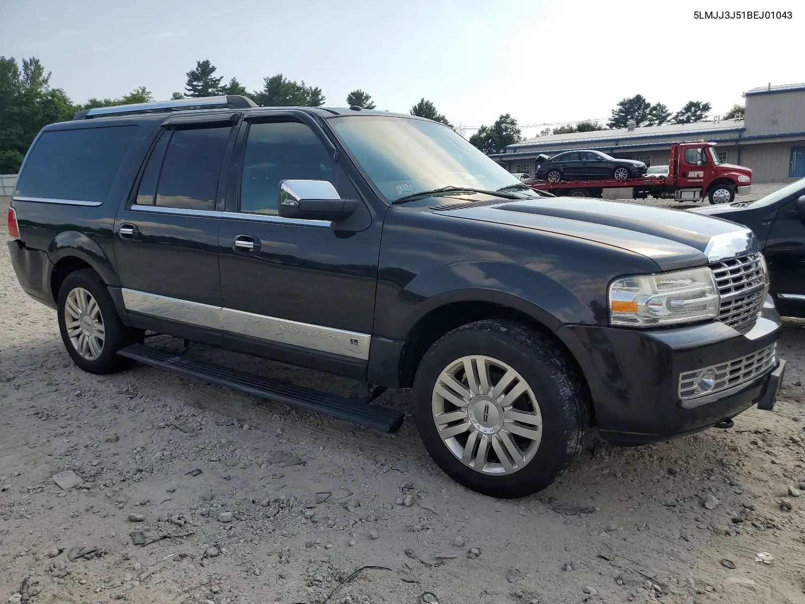 2011 Lincoln Navigator L VIN: 5LMJJ3J51BEJ01043 Lot: 63358124