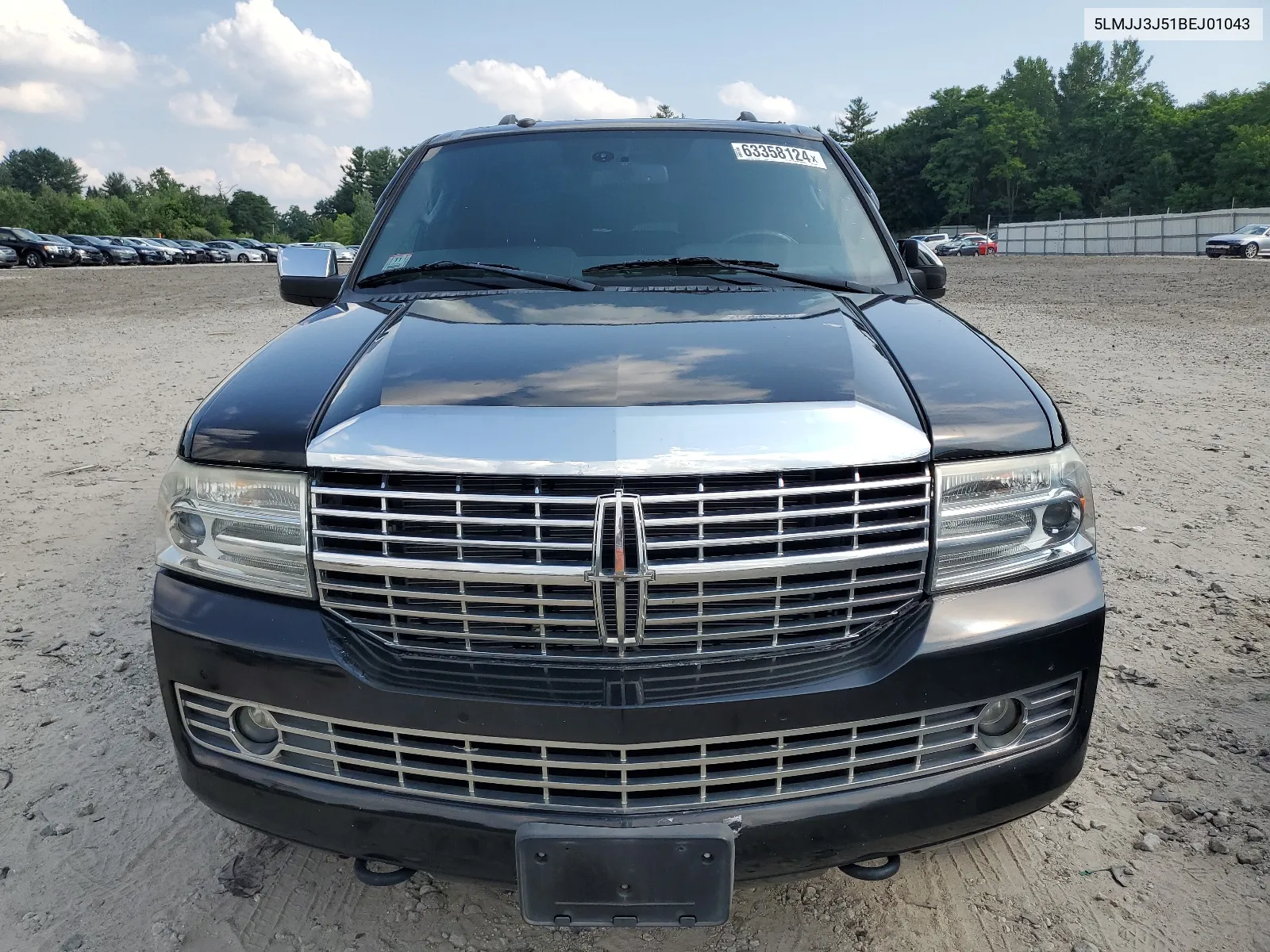 5LMJJ3J51BEJ01043 2011 Lincoln Navigator L