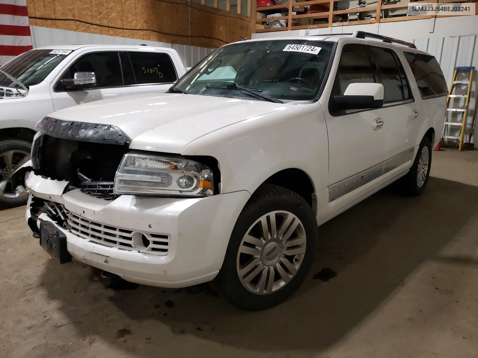 5LMJJ3J54BEJ03241 2011 Lincoln Navigator L