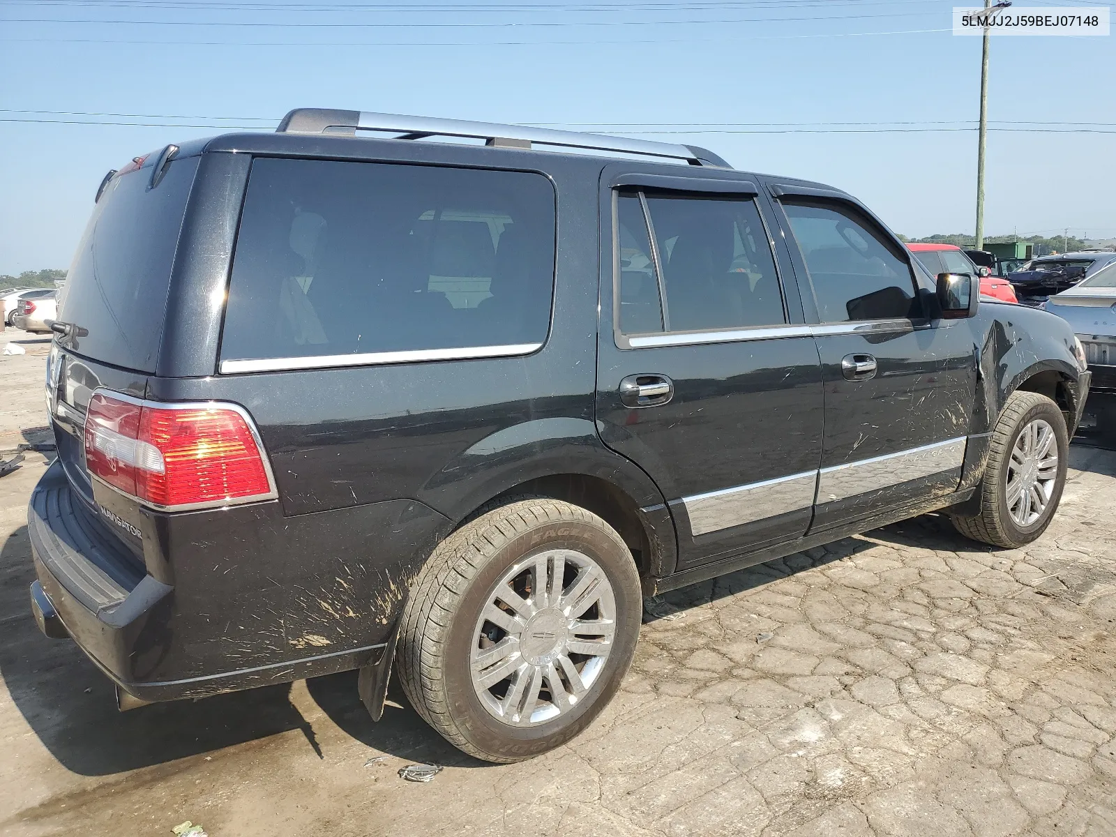 5LMJJ2J59BEJ07148 2011 Lincoln Navigator