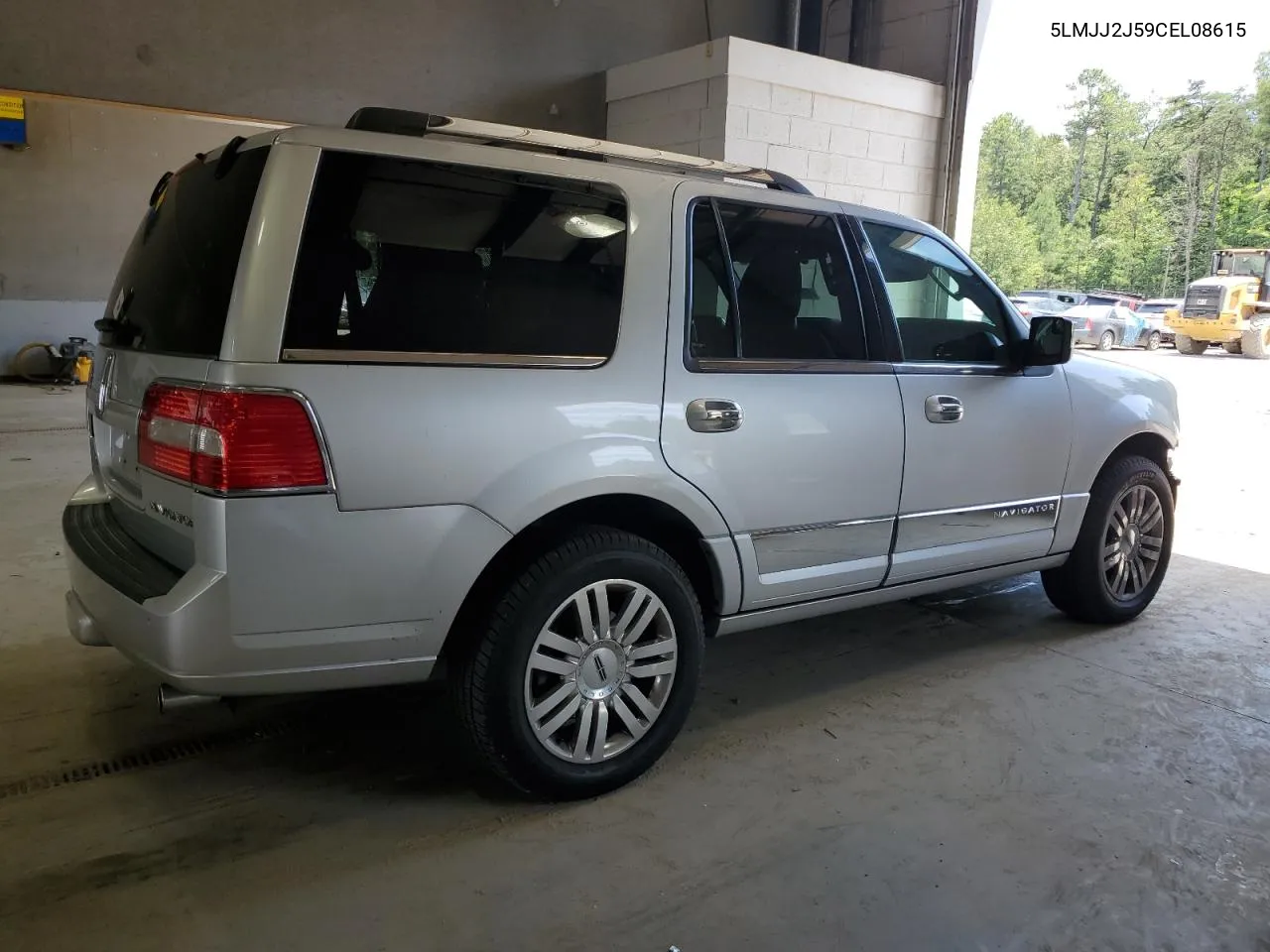 5LMJJ2J59CEL08615 2012 Lincoln Navigator