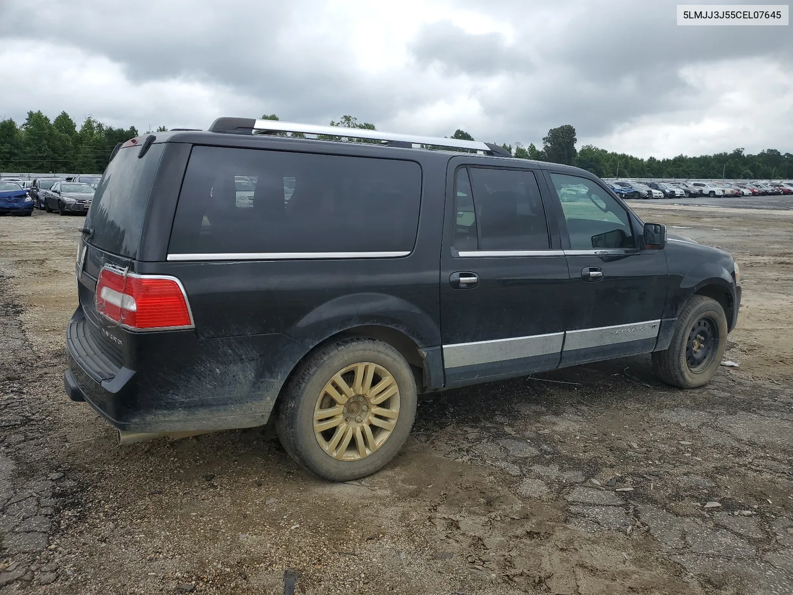 5LMJJ3J55CEL07645 2012 Lincoln Navigator L