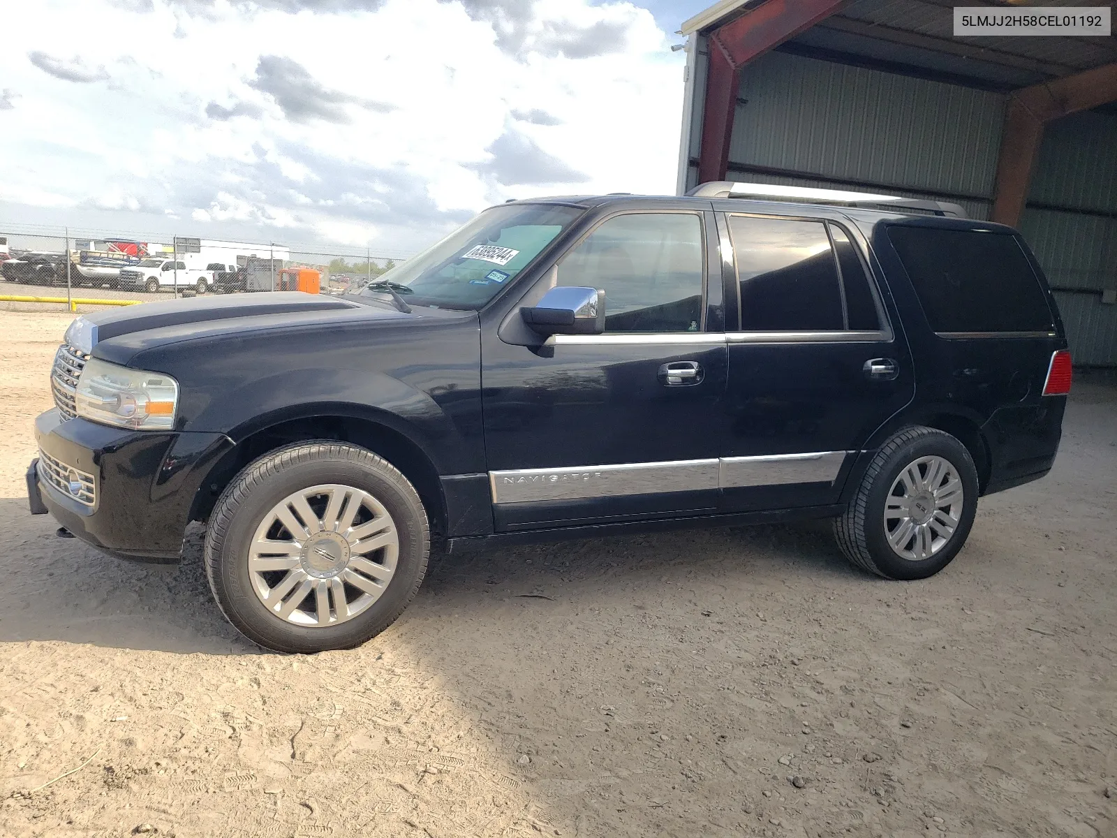 5LMJJ2H58CEL01192 2012 Lincoln Navigator