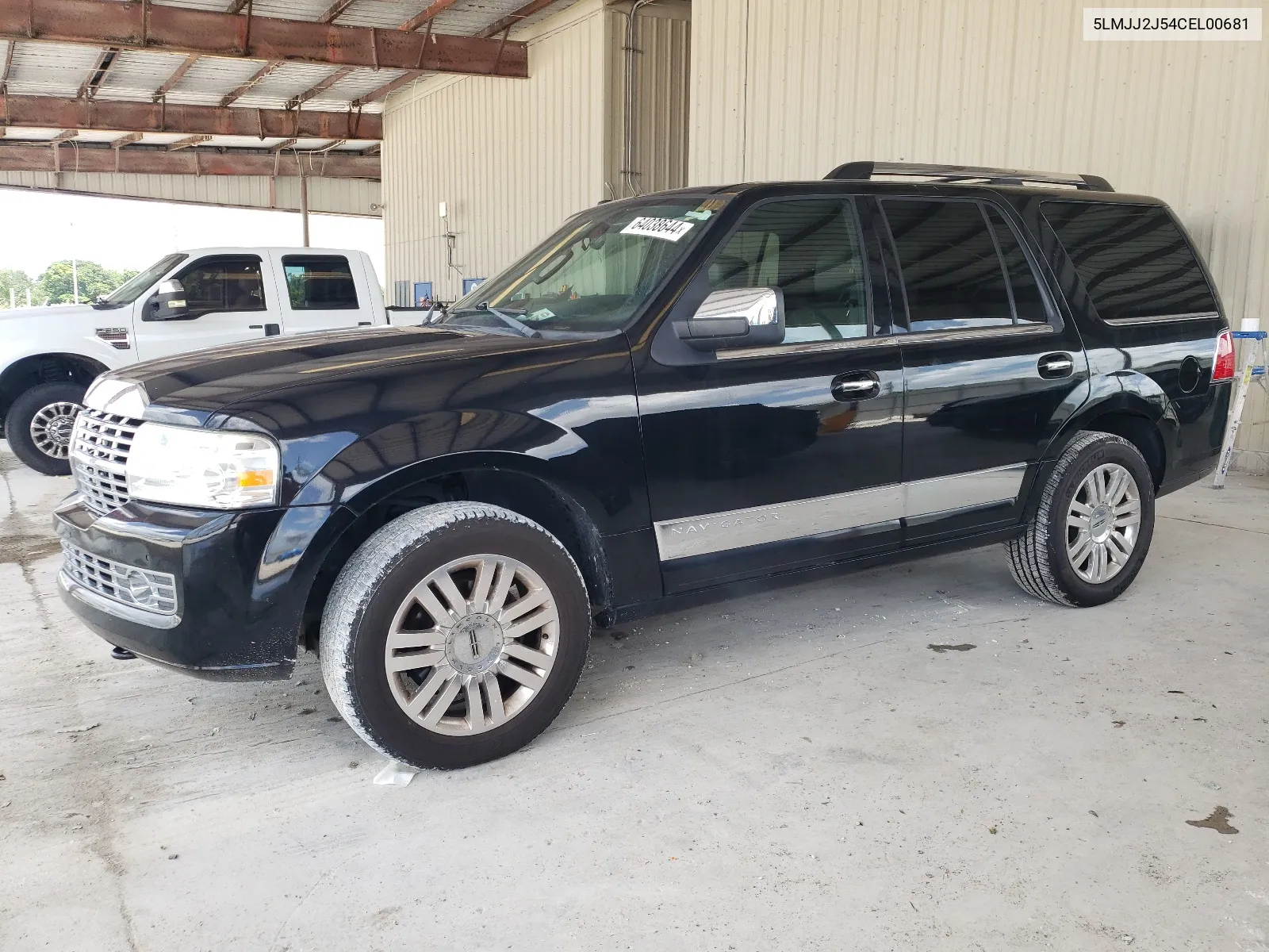 5LMJJ2J54CEL00681 2012 Lincoln Navigator