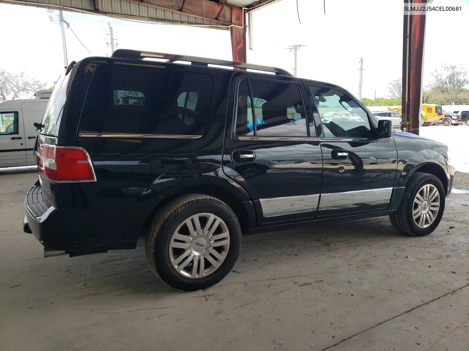 2012 Lincoln Navigator VIN: 5LMJJ2J54CEL00681 Lot: 64038644