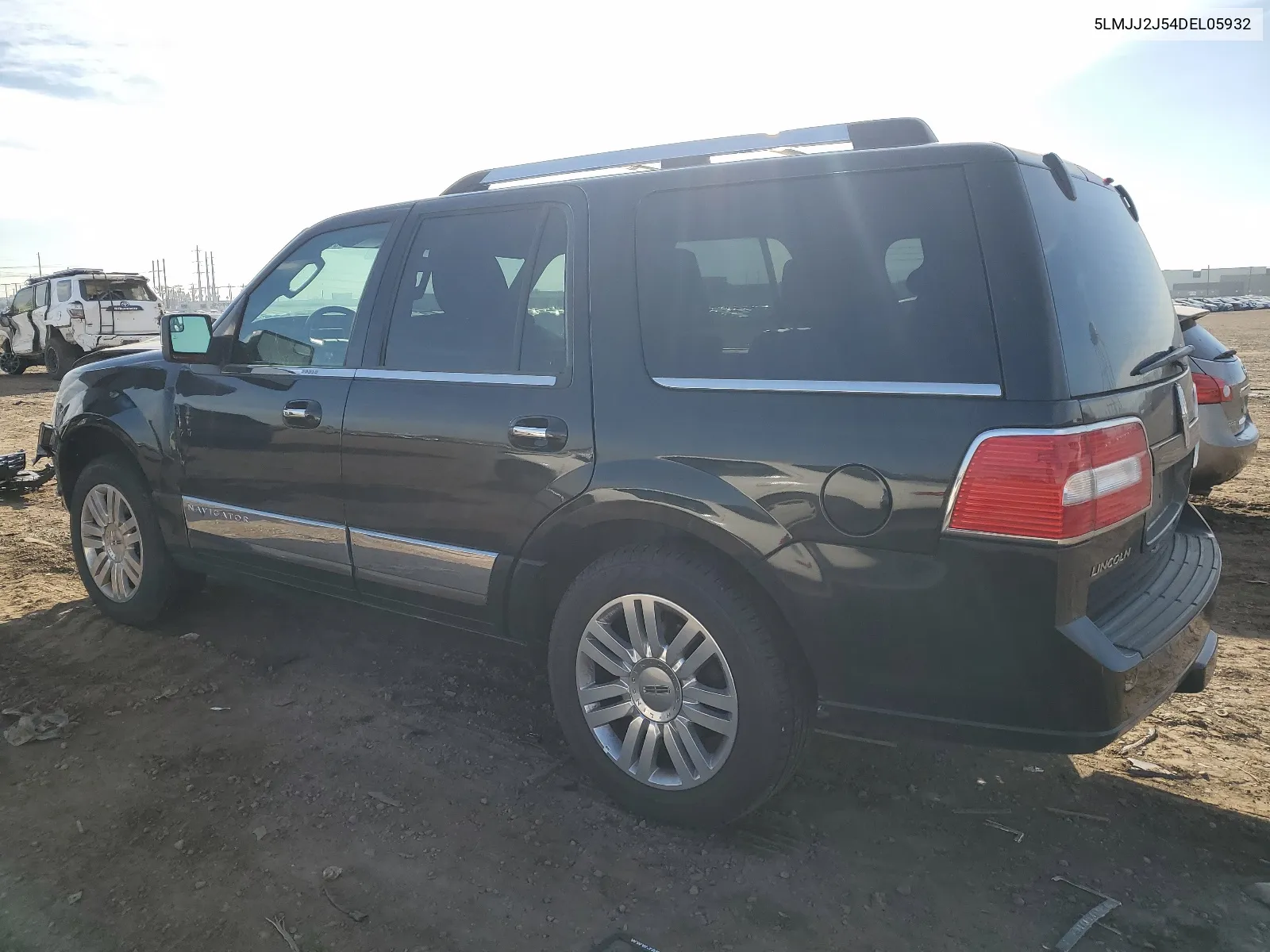 2013 Lincoln Navigator VIN: 5LMJJ2J54DEL05932 Lot: 37152504