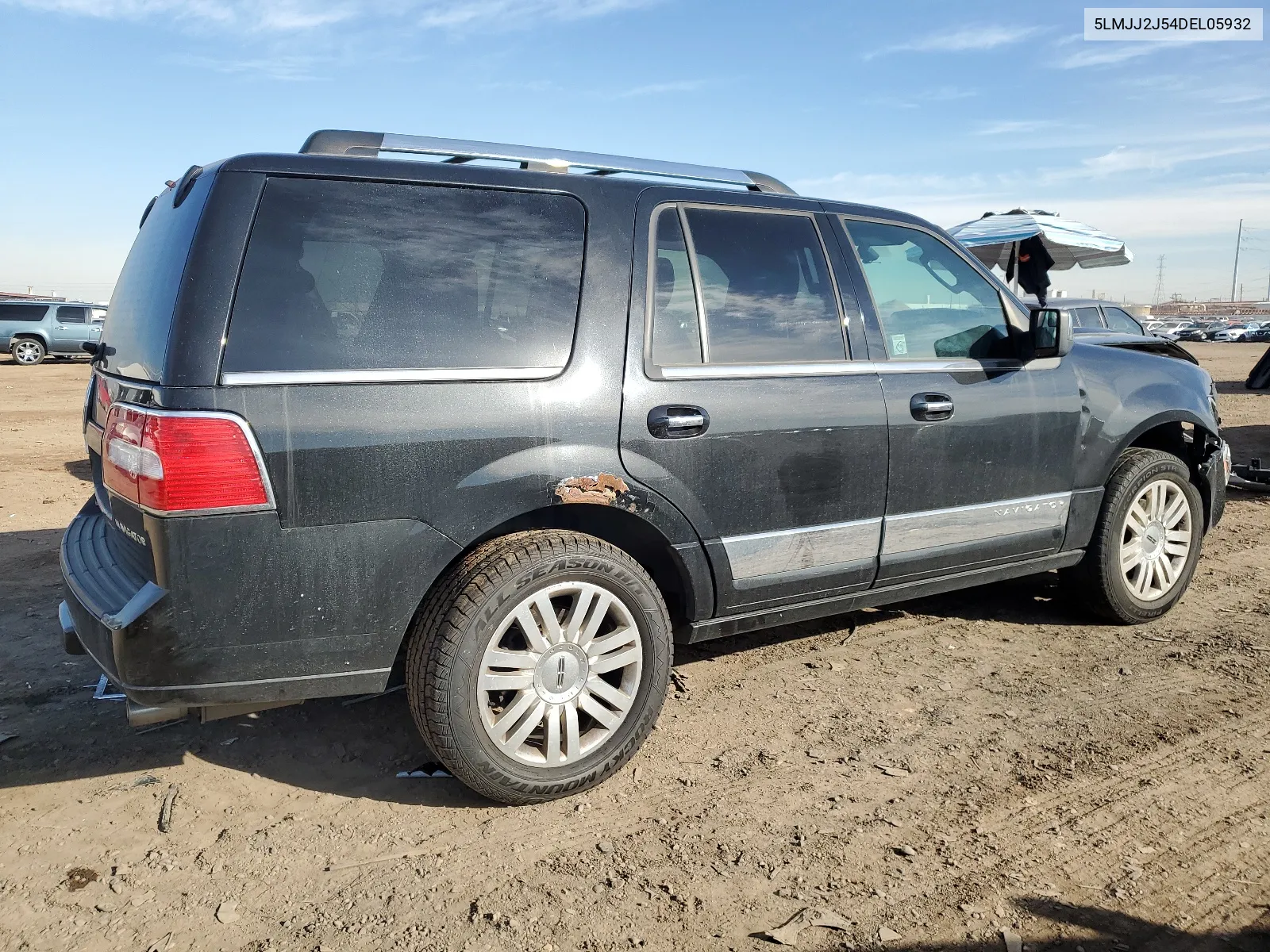 2013 Lincoln Navigator VIN: 5LMJJ2J54DEL05932 Lot: 37152504