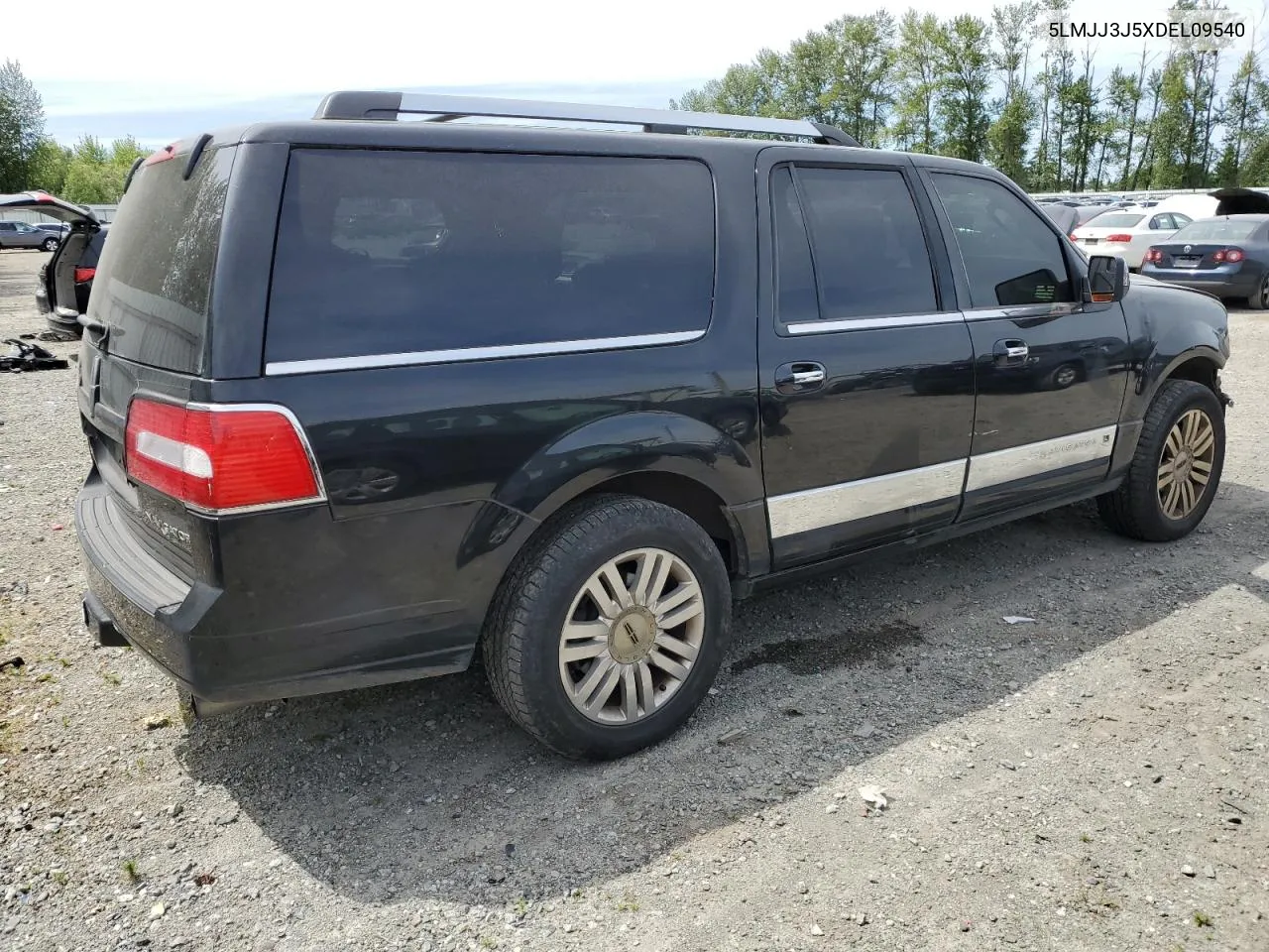 5LMJJ3J5XDEL09540 2013 Lincoln Navigator L