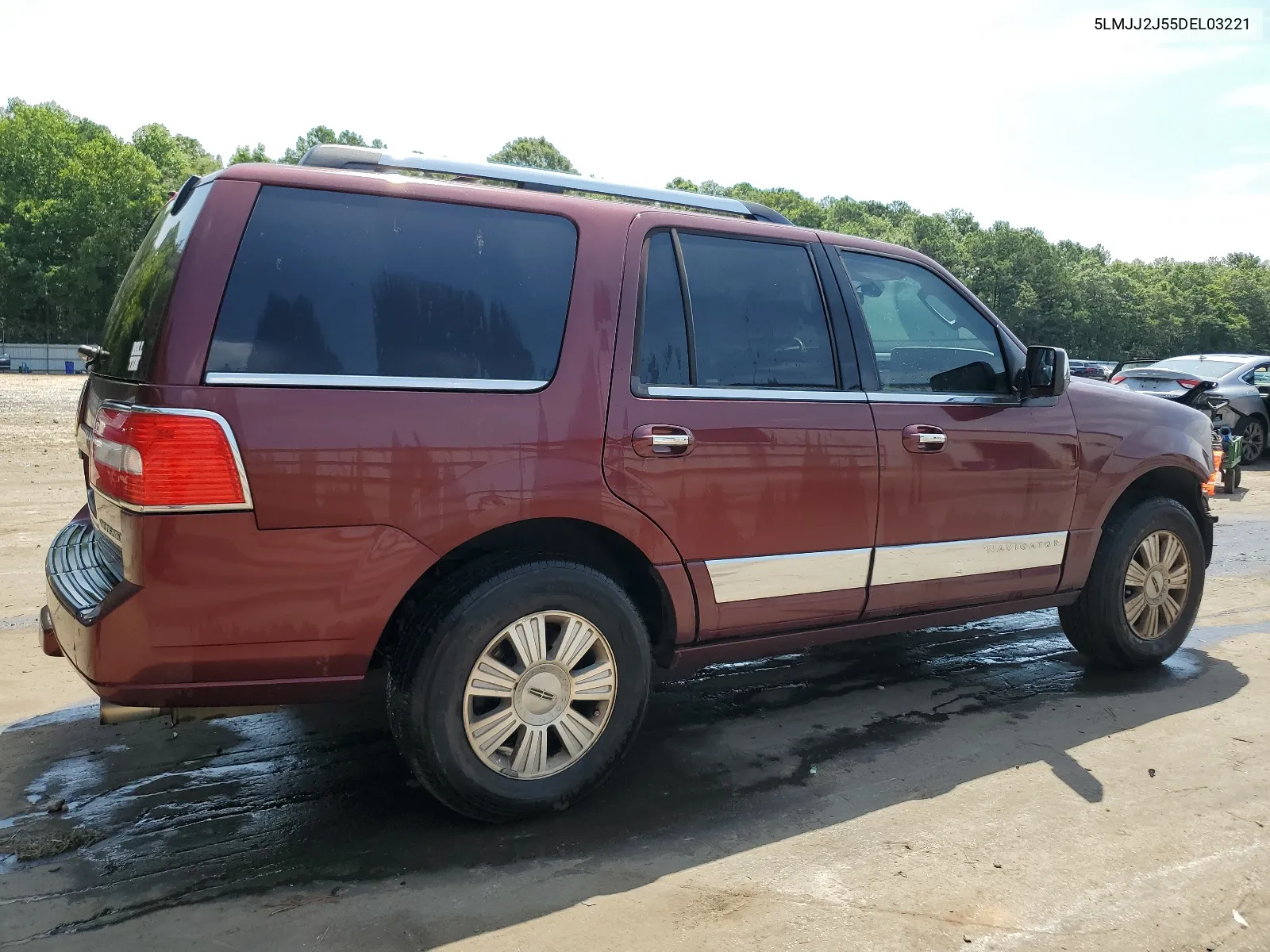 2013 Lincoln Navigator VIN: 5LMJJ2J55DEL03221 Lot: 63663424