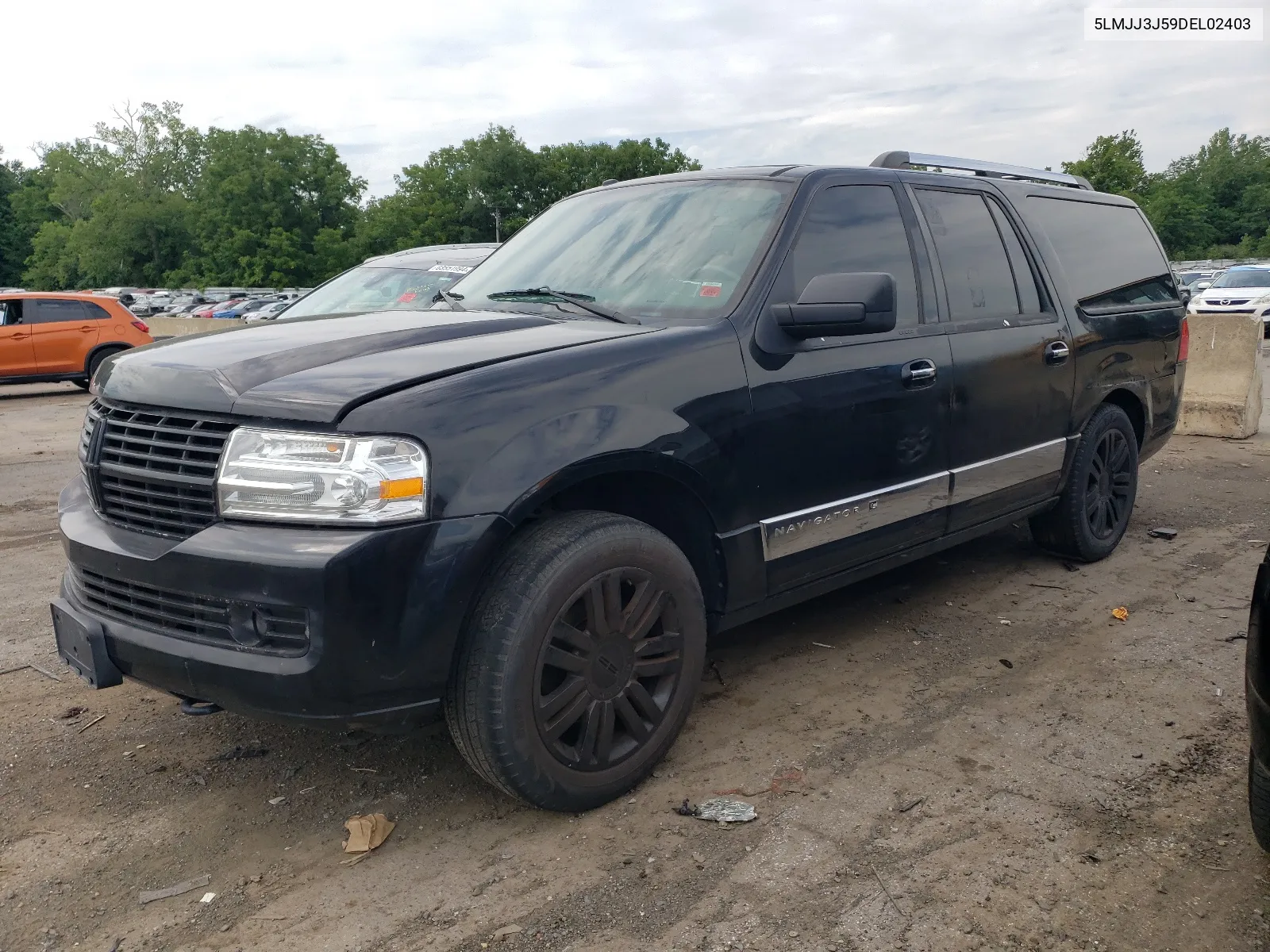 5LMJJ3J59DEL02403 2013 Lincoln Navigator L