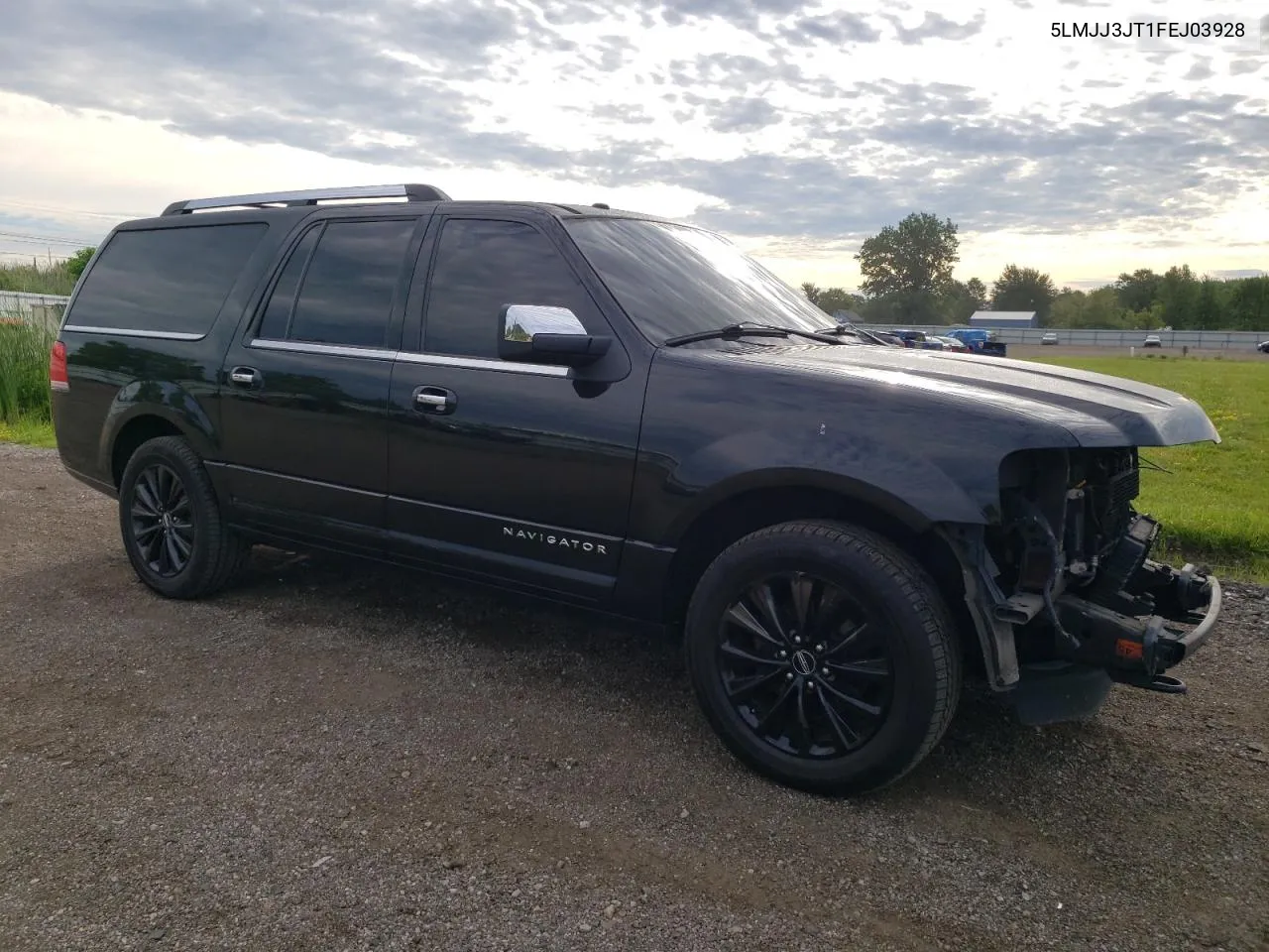 5LMJJ3JT1FEJ03928 2015 Lincoln Navigator L