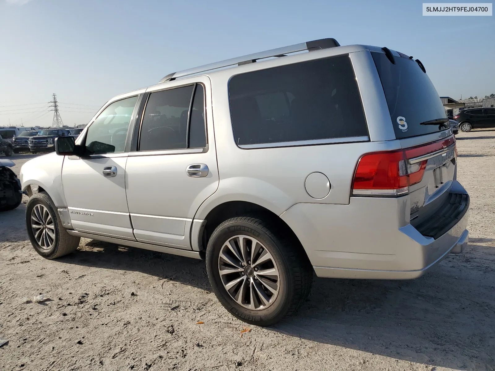 2015 Lincoln Navigator VIN: 5LMJJ2HT9FEJ04700 Lot: 64925044