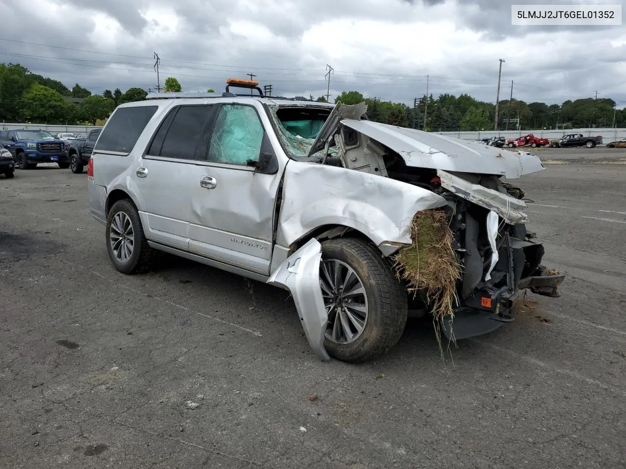 2016 Lincoln Navigator Select VIN: 5LMJJ2JT6GEL01352 Lot: 61101614