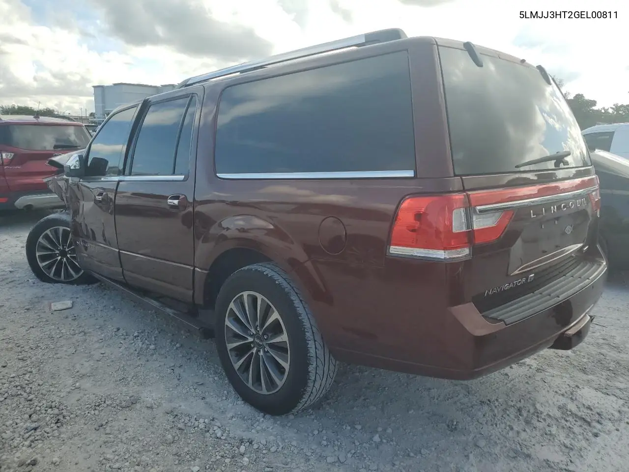 5LMJJ3HT2GEL00811 2016 Lincoln Navigator L Select
