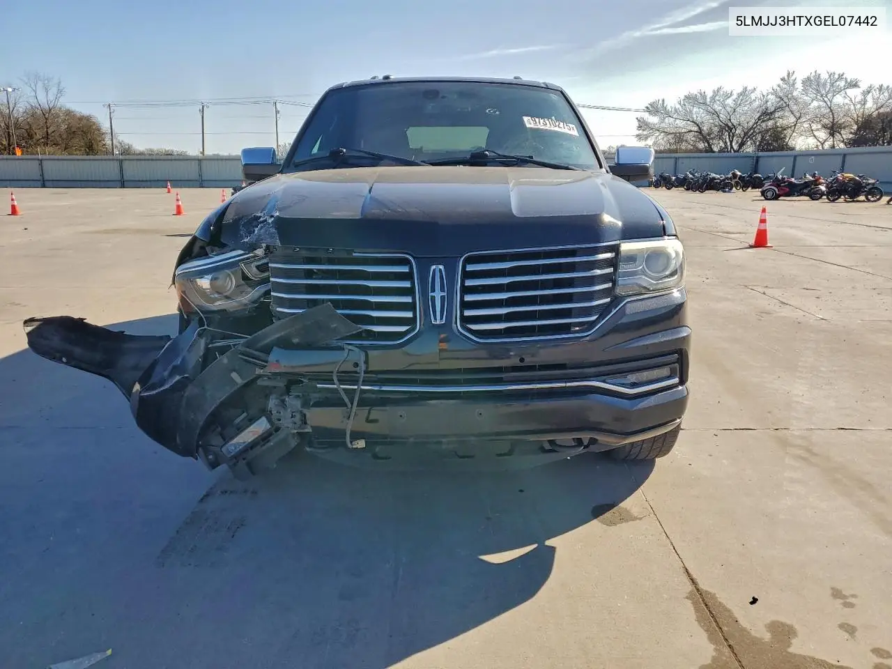 5LMJJ3HTXGEL07442 2016 Lincoln Navigator L Select