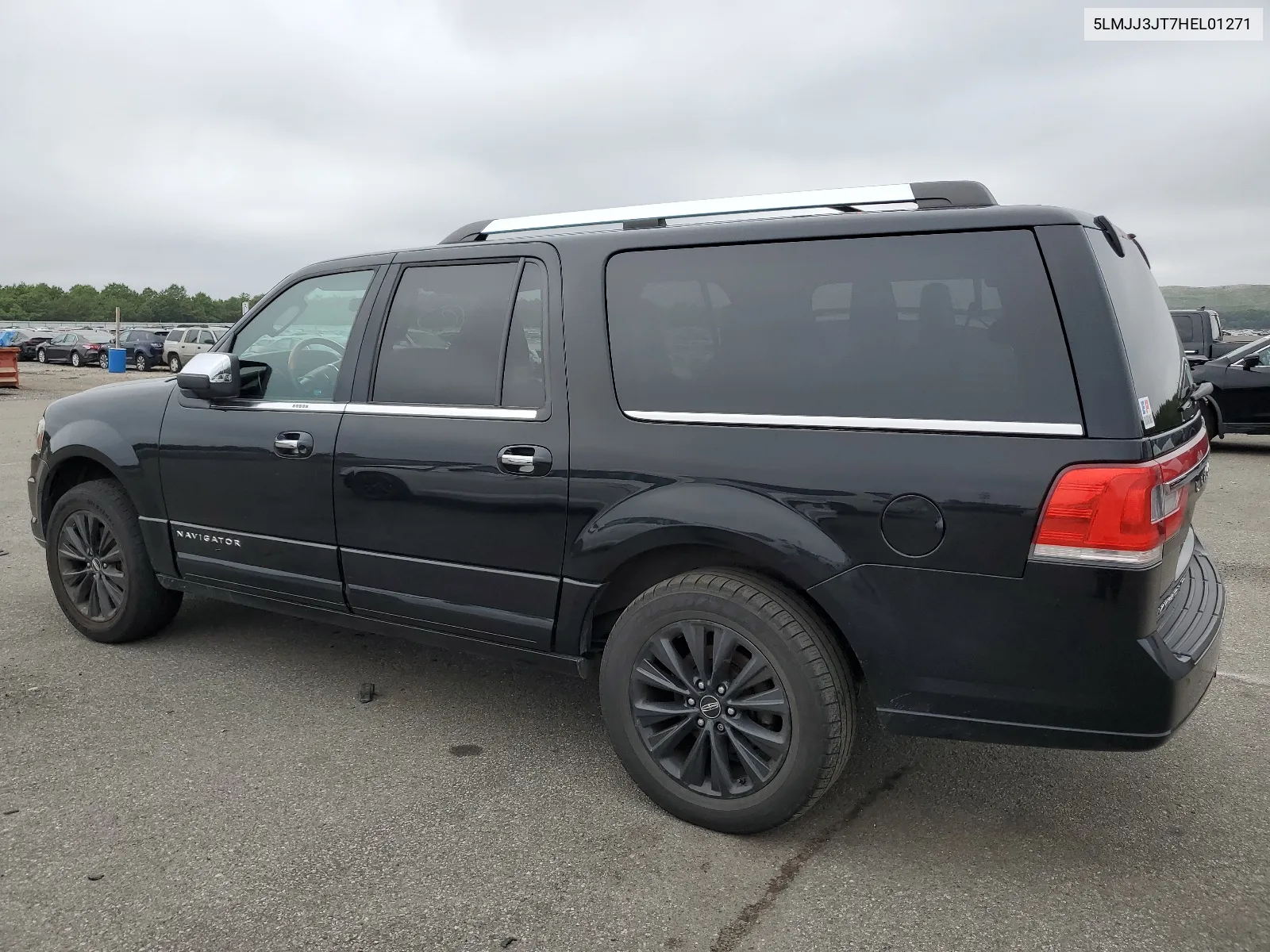 5LMJJ3JT7HEL01271 2017 Lincoln Navigator L Select