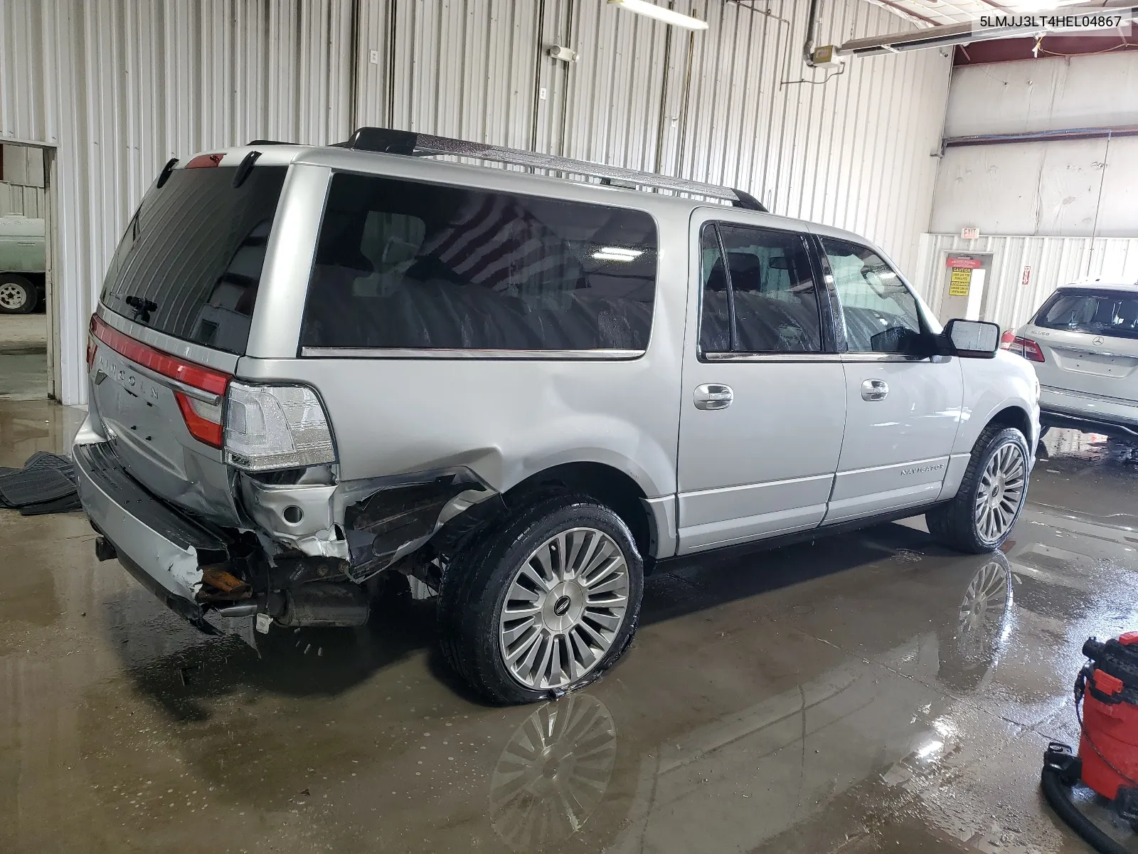 5LMJJ3LT4HEL04867 2017 Lincoln Navigator L Reserve