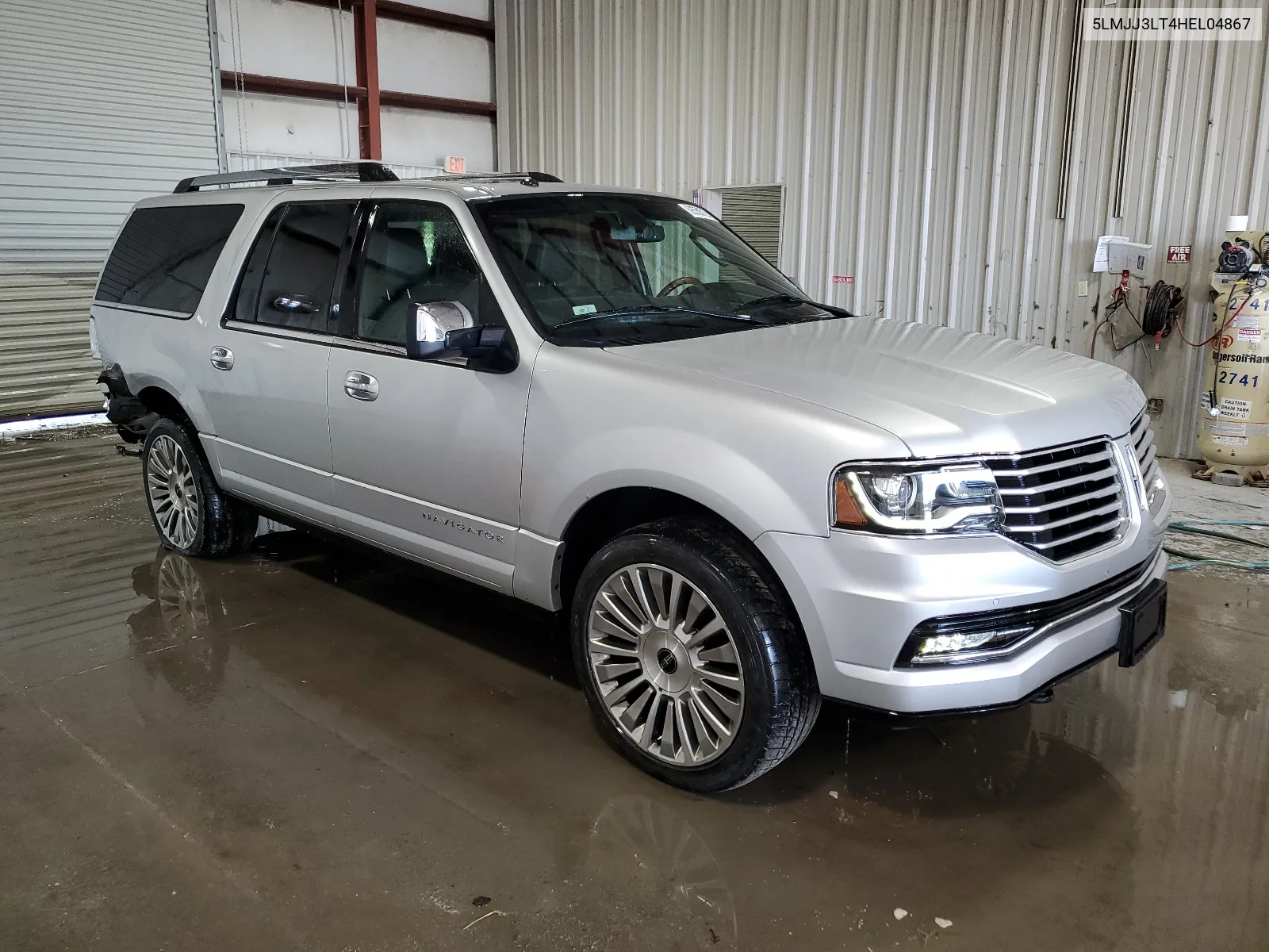 5LMJJ3LT4HEL04867 2017 Lincoln Navigator L Reserve