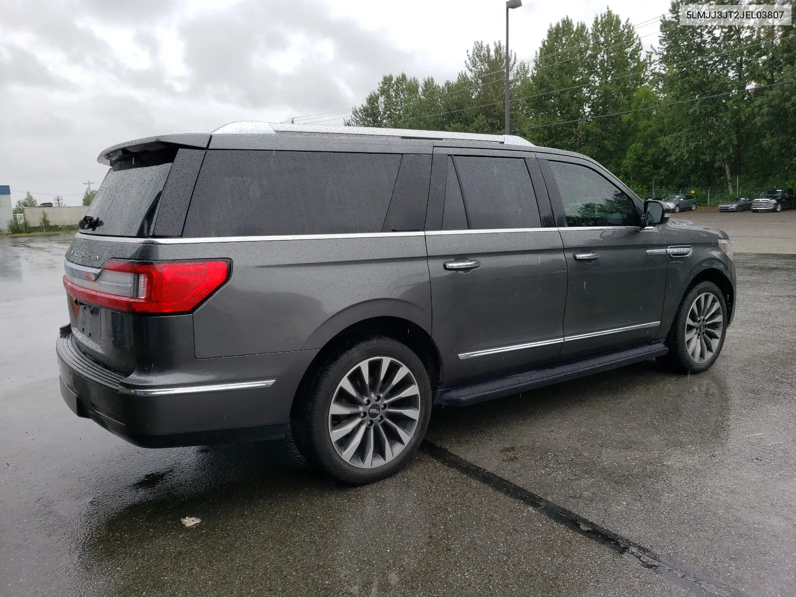 5LMJJ3JT2JEL03807 2018 Lincoln Navigator L Select