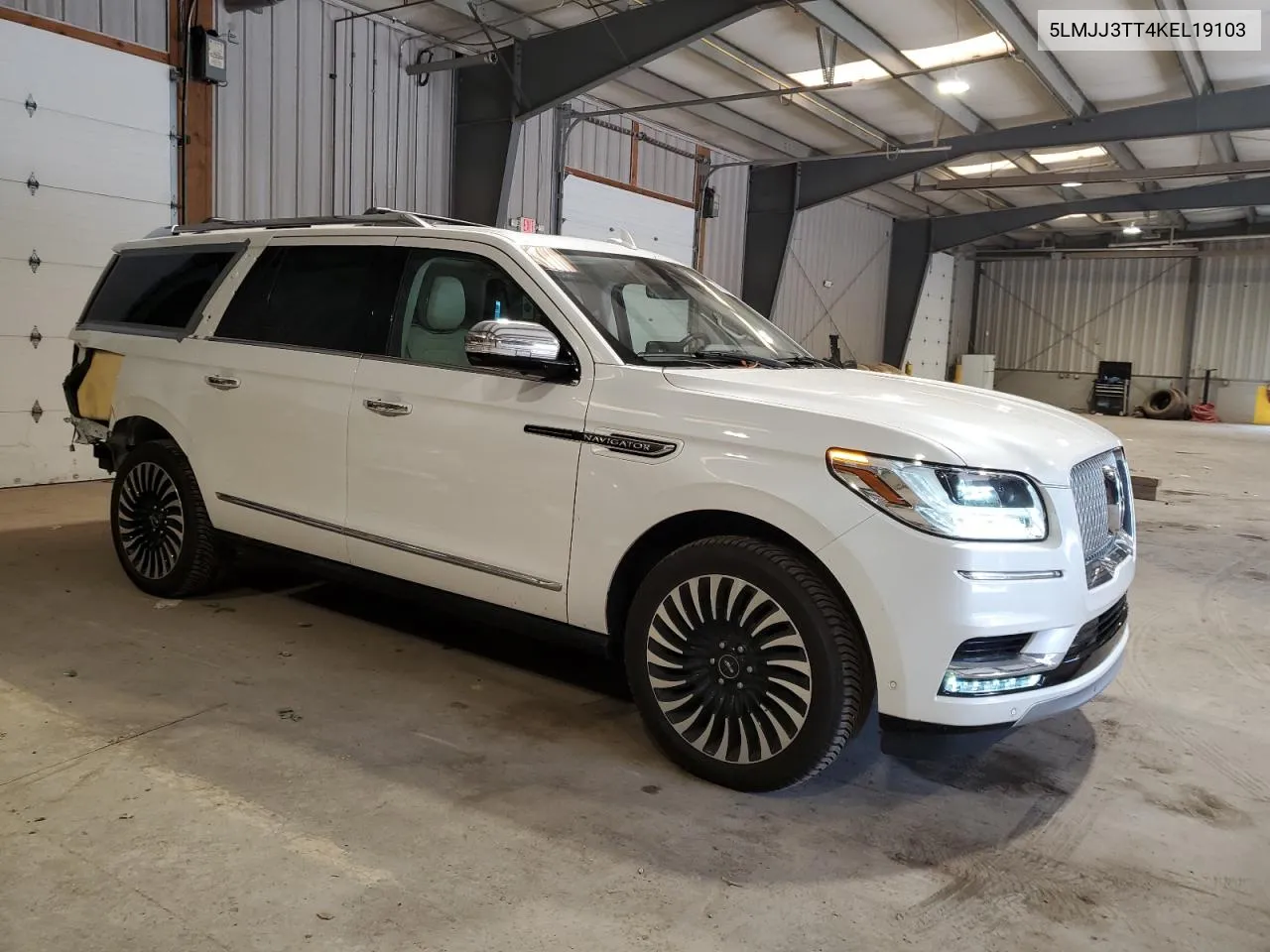 2019 Lincoln Navigator L Black Label VIN: 5LMJJ3TT4KEL19103 Lot: 61081284