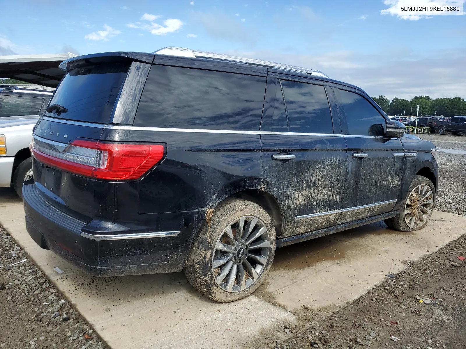 2019 Lincoln Navigator Select VIN: 5LMJJ2HT9KEL16880 Lot: 61915564