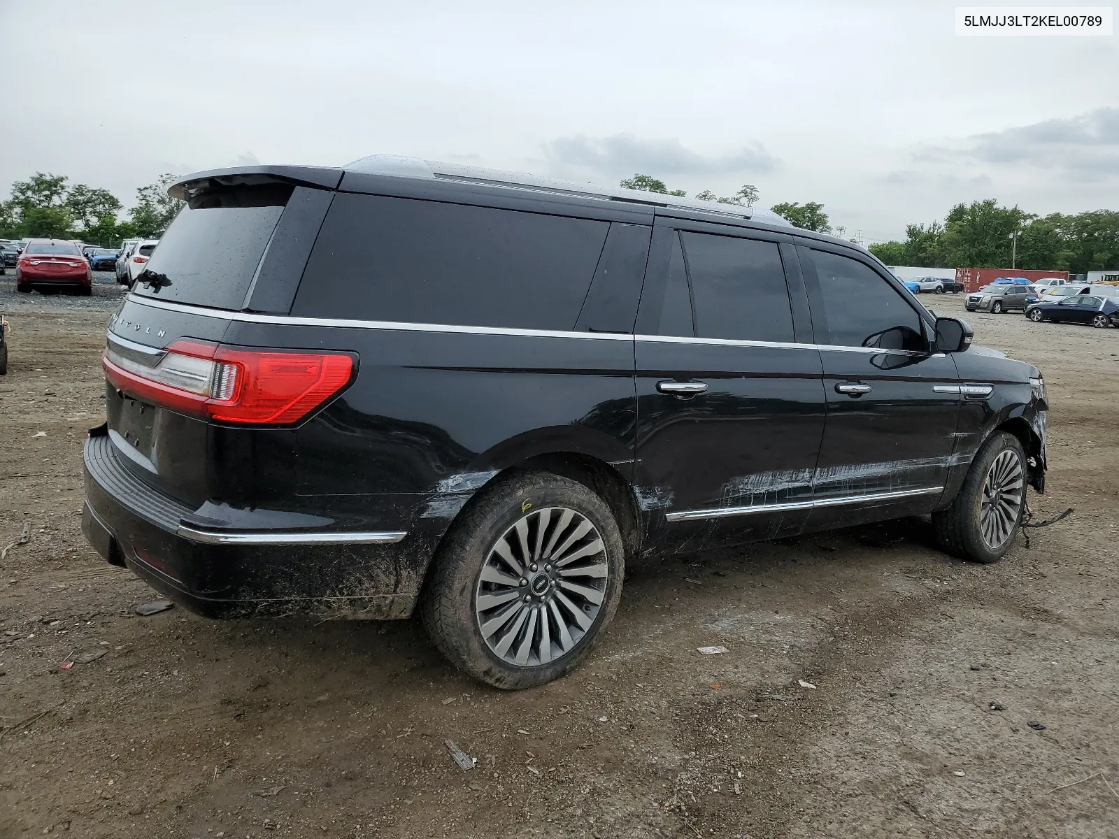 5LMJJ3LT2KEL00789 2019 Lincoln Navigator L Reserve