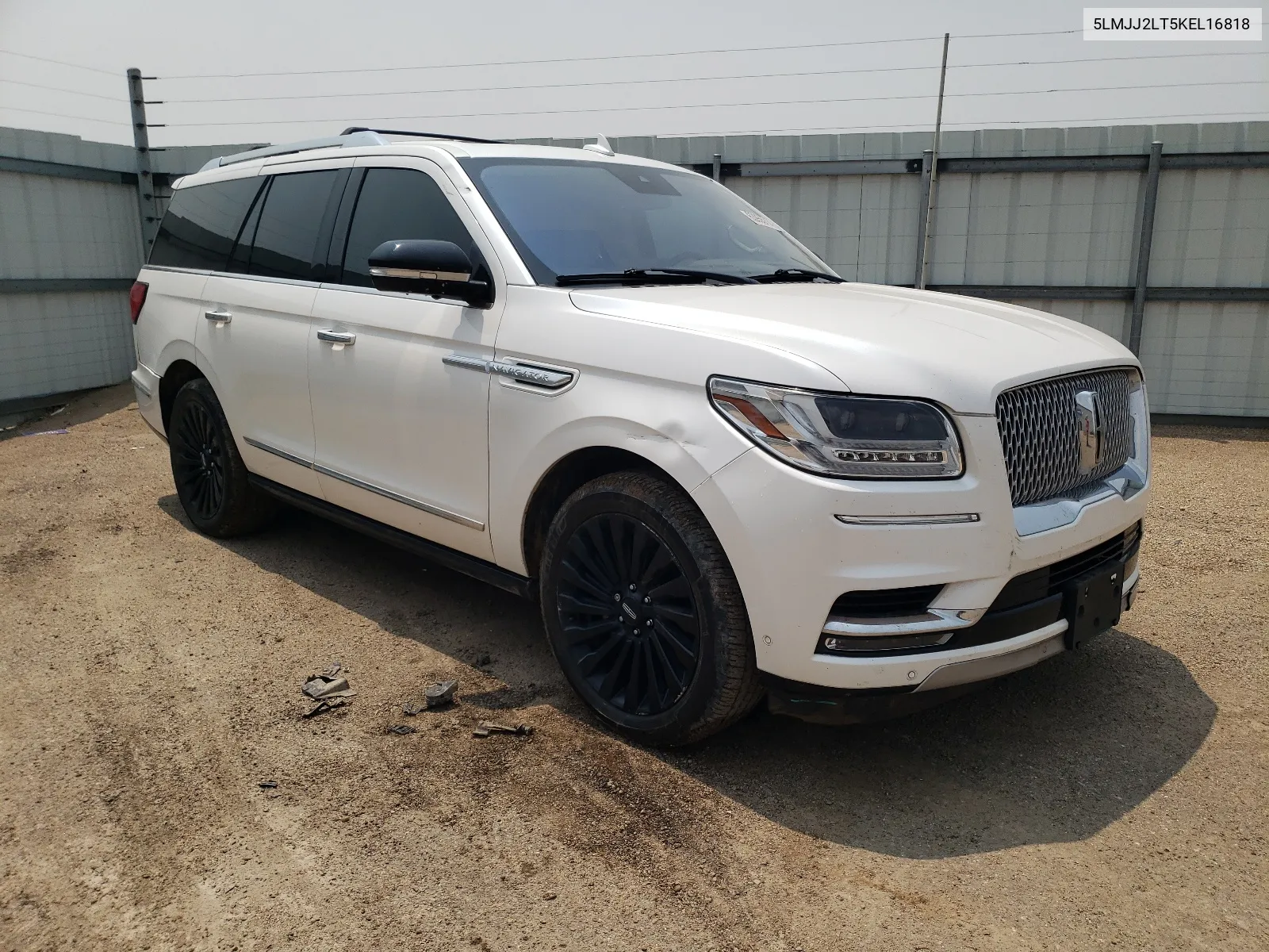 5LMJJ2LT5KEL16818 2019 Lincoln Navigator Reserve