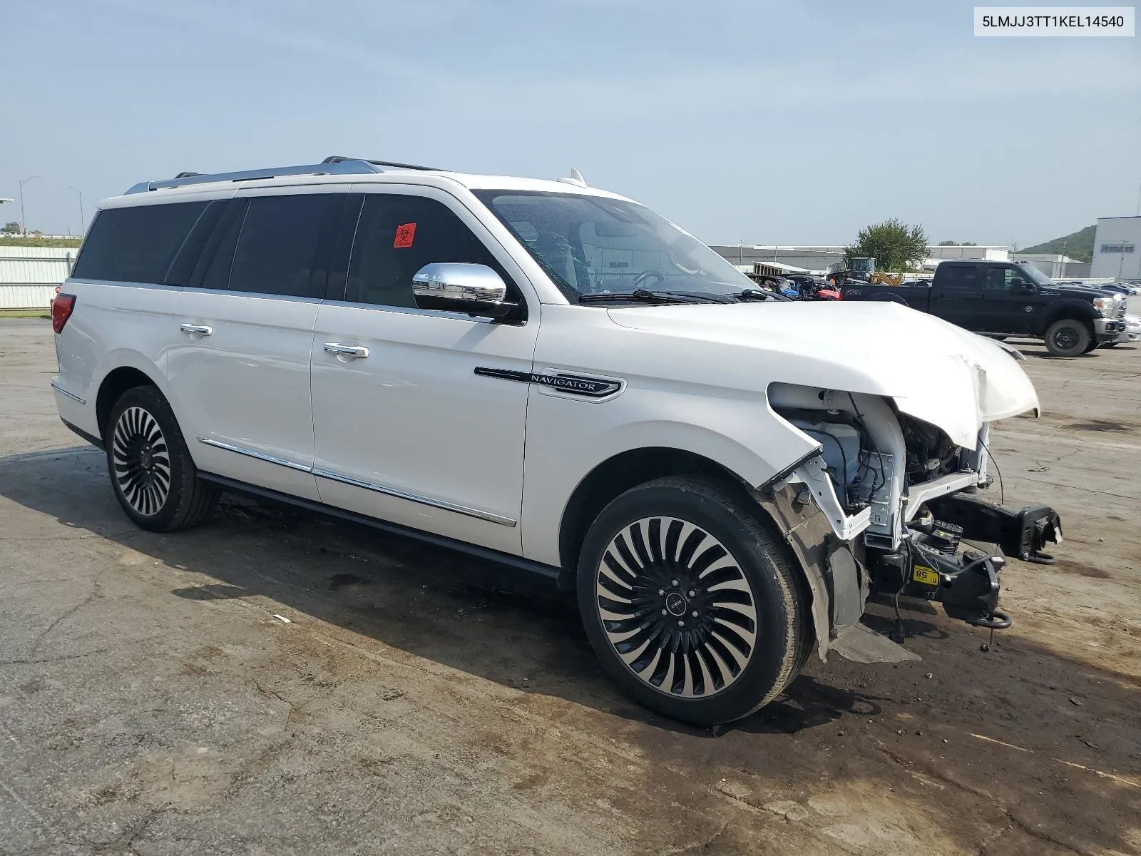 2019 Lincoln Navigator L Black Label VIN: 5LMJJ3TT1KEL14540 Lot: 64063194