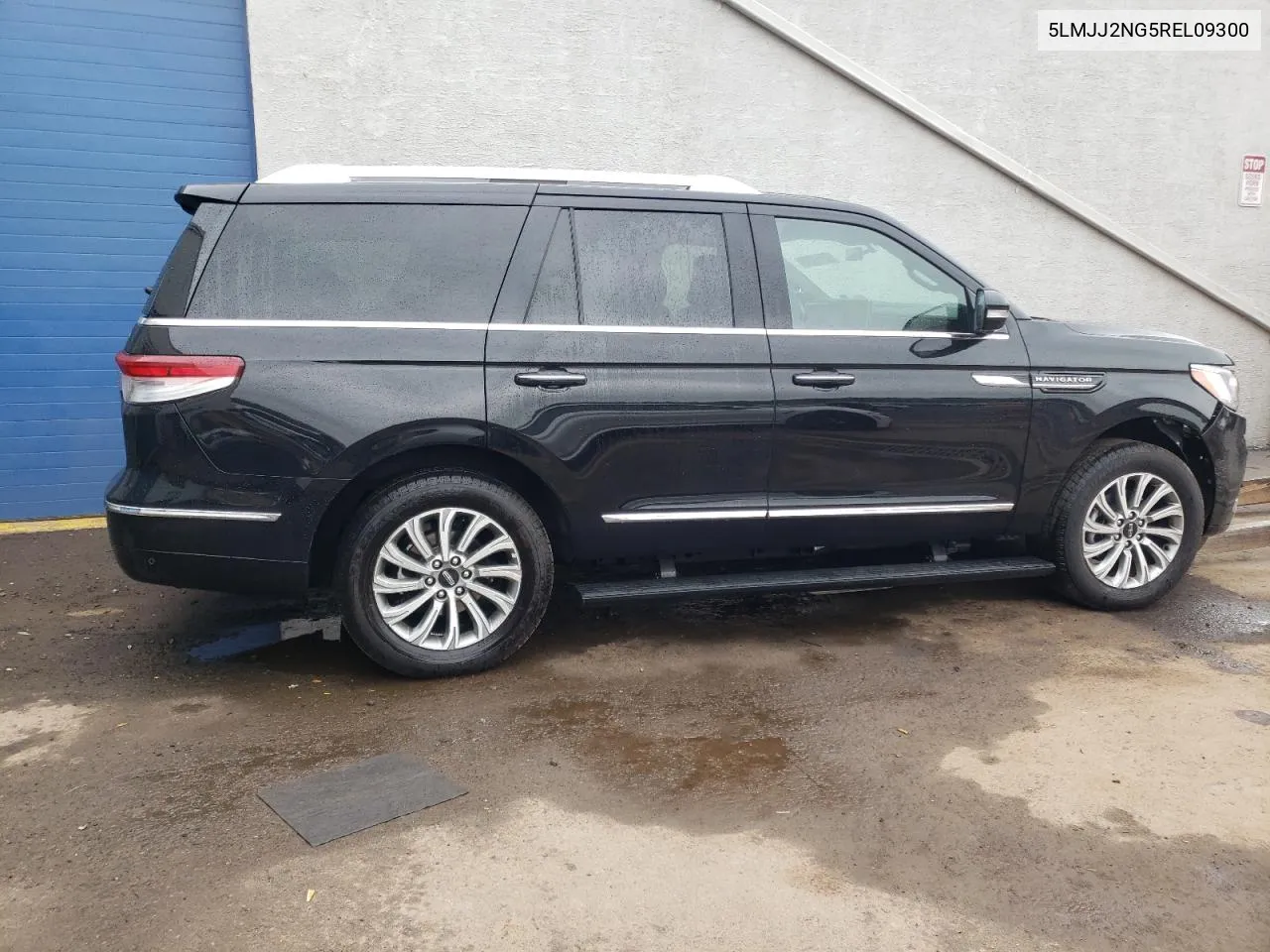 2024 Lincoln Navigator VIN: 5LMJJ2NG5REL09300 Lot: 61638124